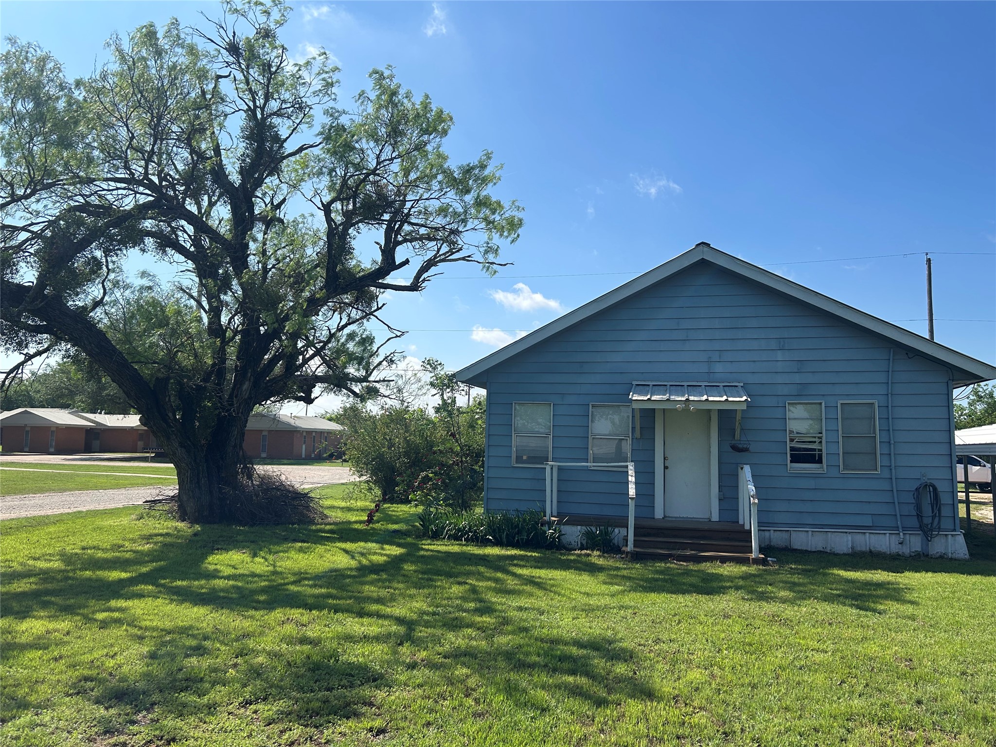 300 Harrison Avenue, Newcastle, TX, 76372