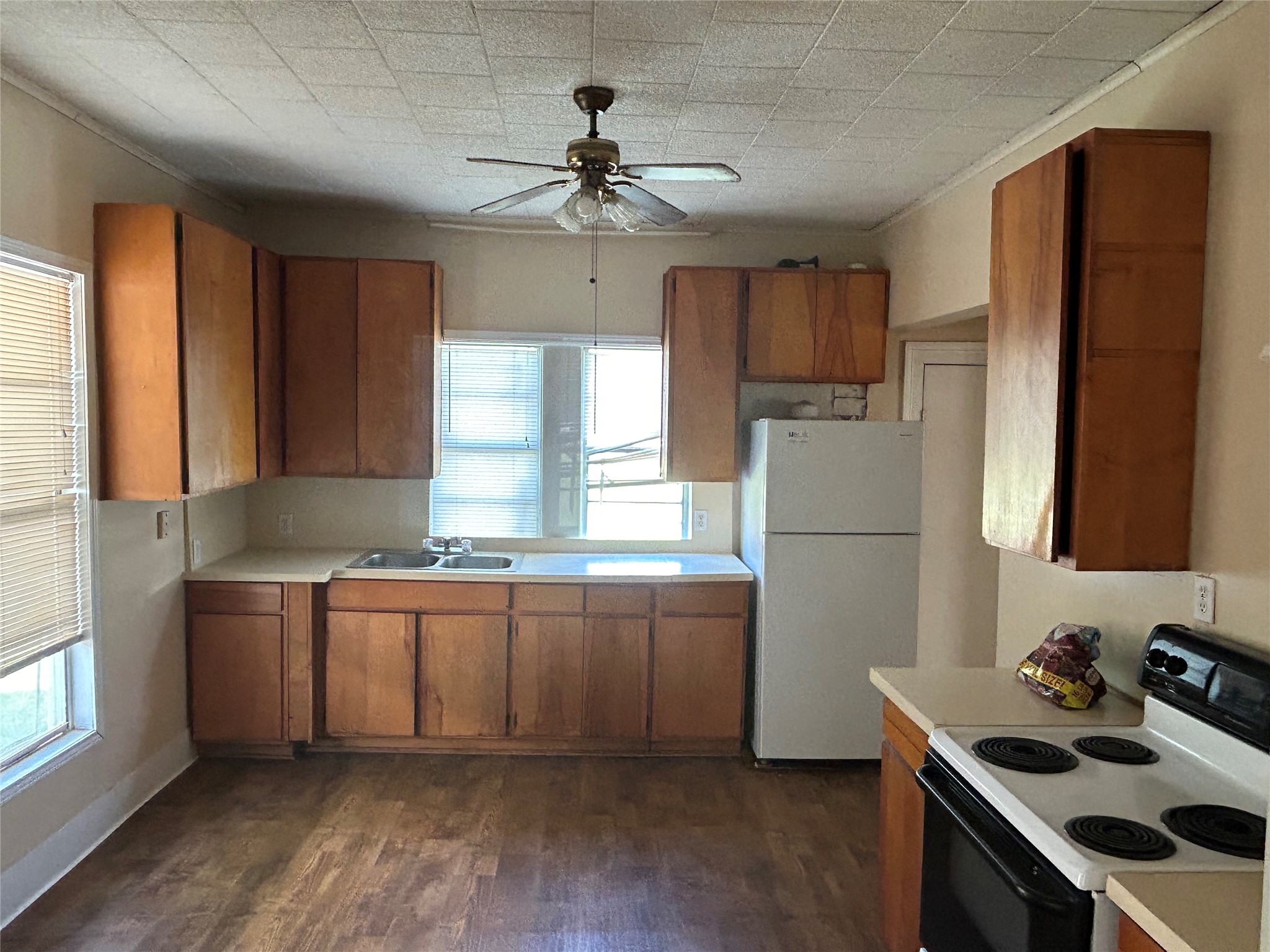 300 Harrison Avenue, Newcastle, TX, 76372