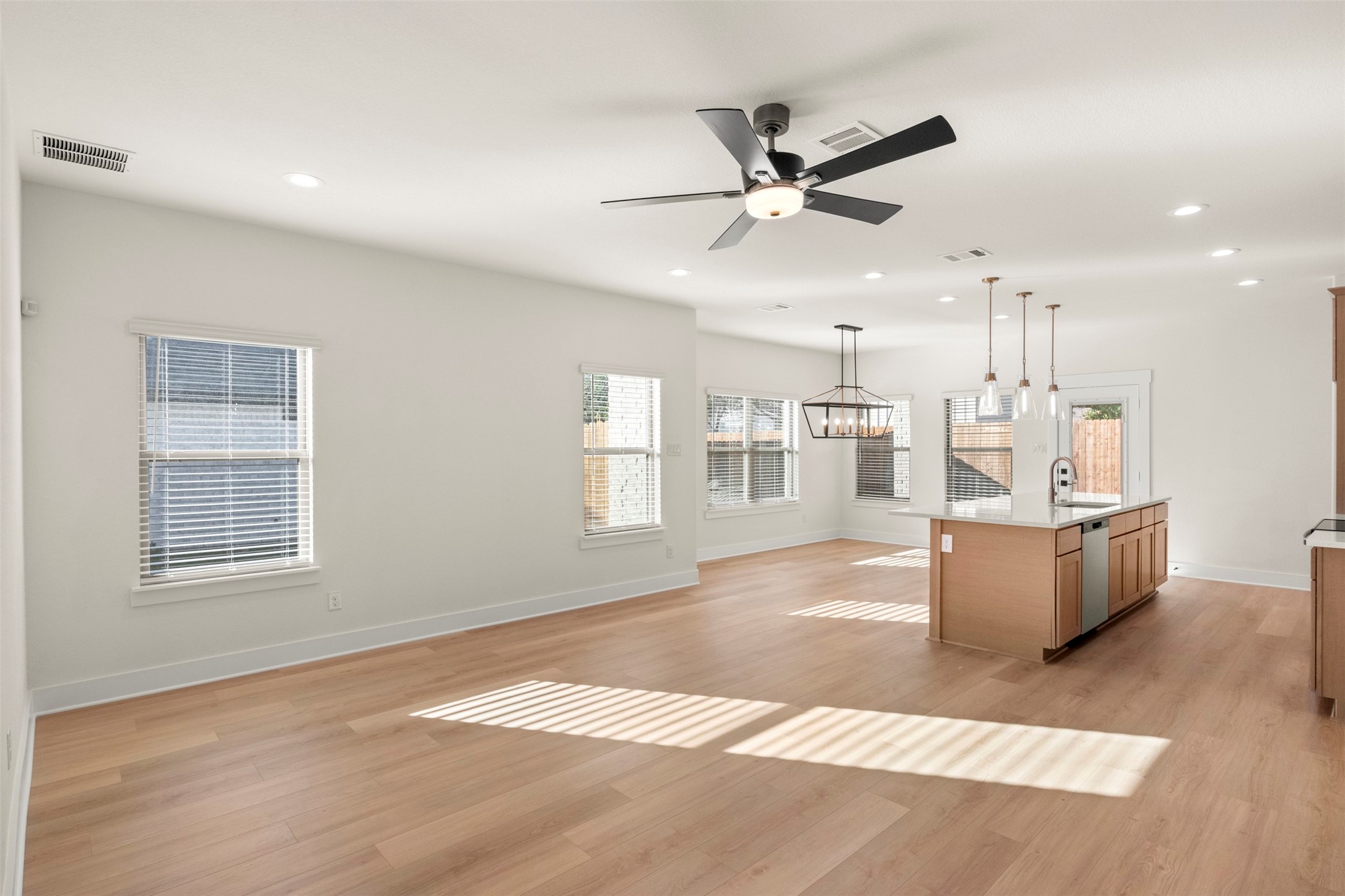 701 Escovedo Drive, Italy, TX, 76651
