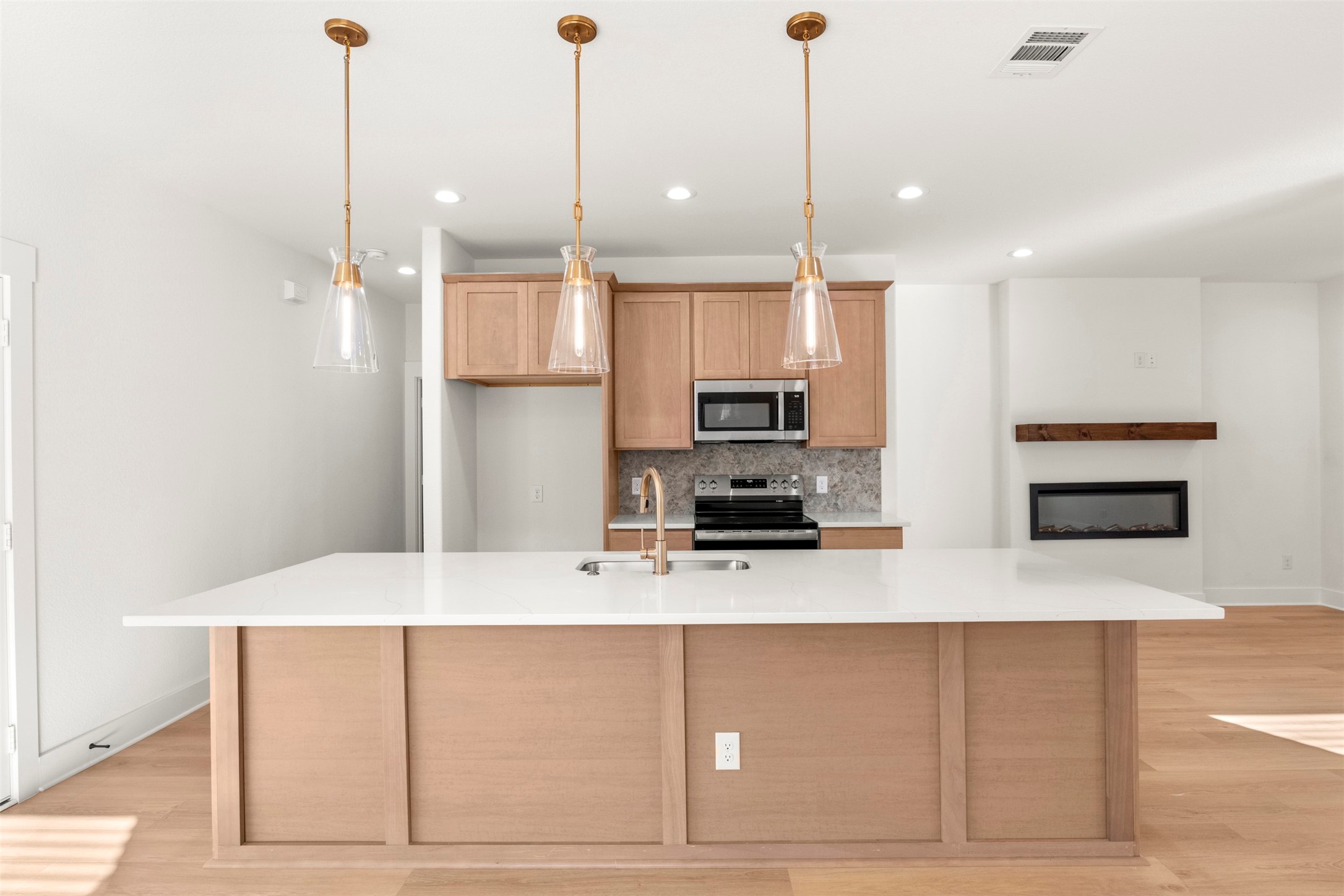 701 Escovedo Drive, Italy, TX, 76651