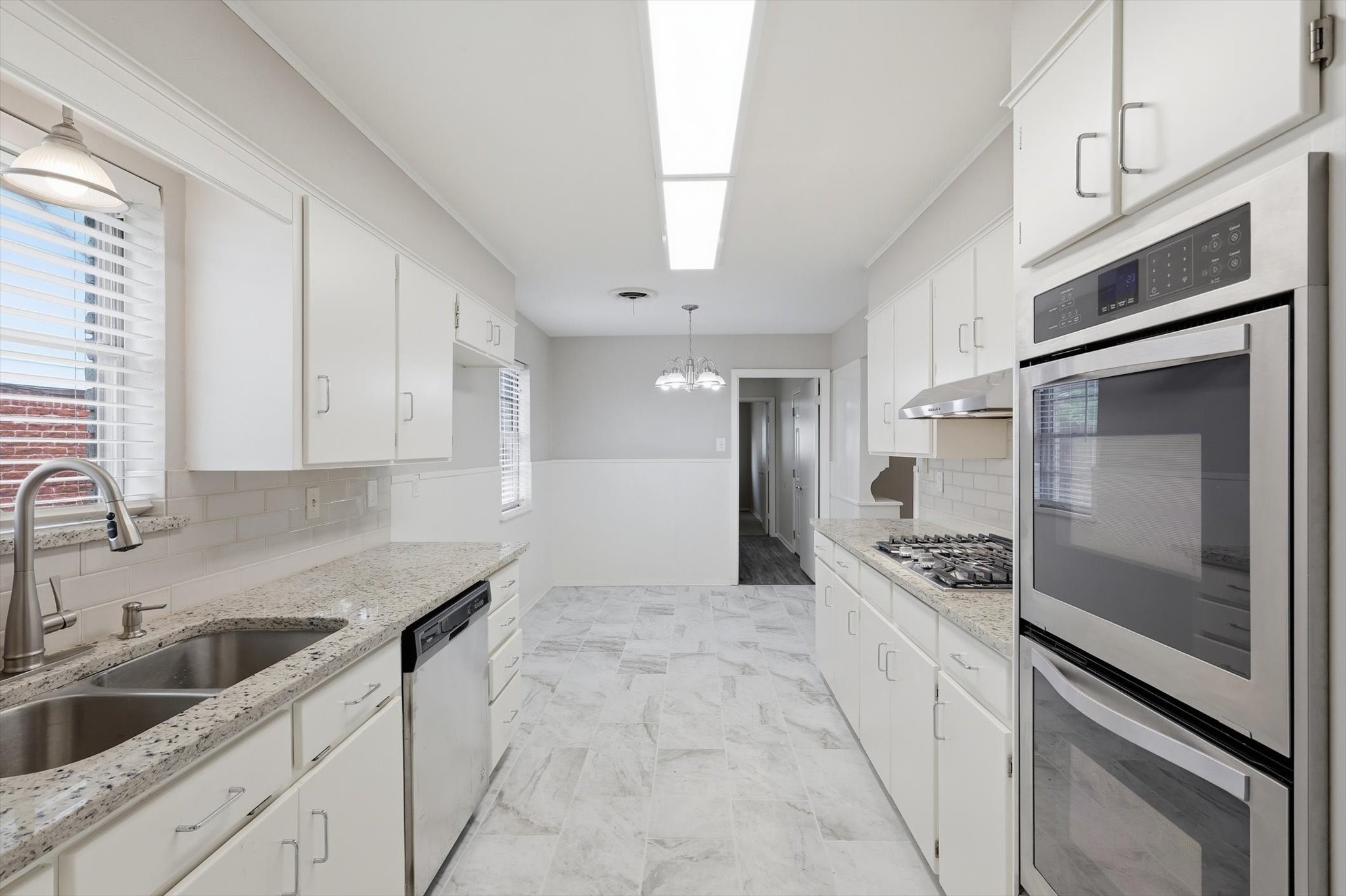713 Waggoner Drive, Arlington, TX, 76013