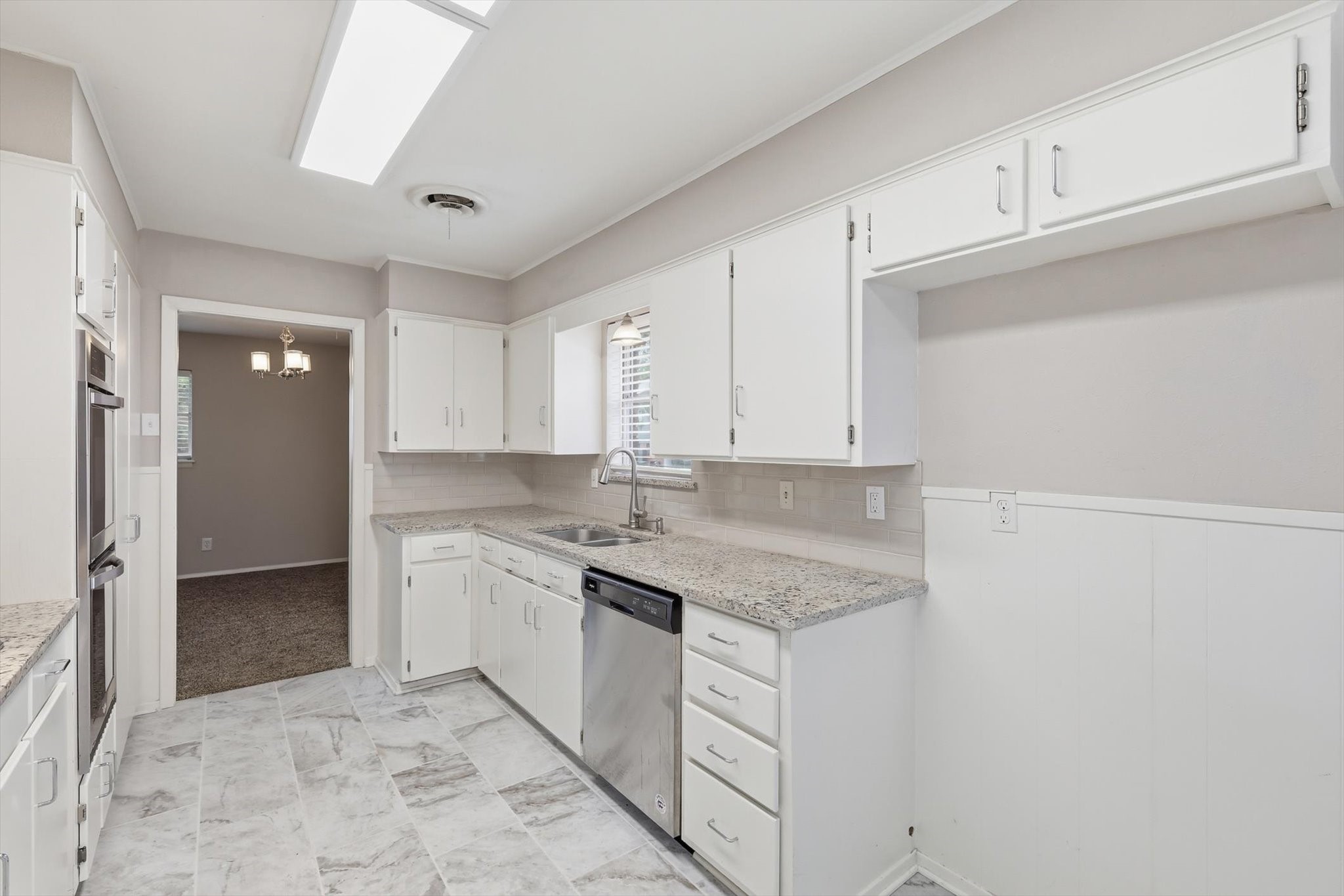 713 Waggoner Drive, Arlington, TX, 76013