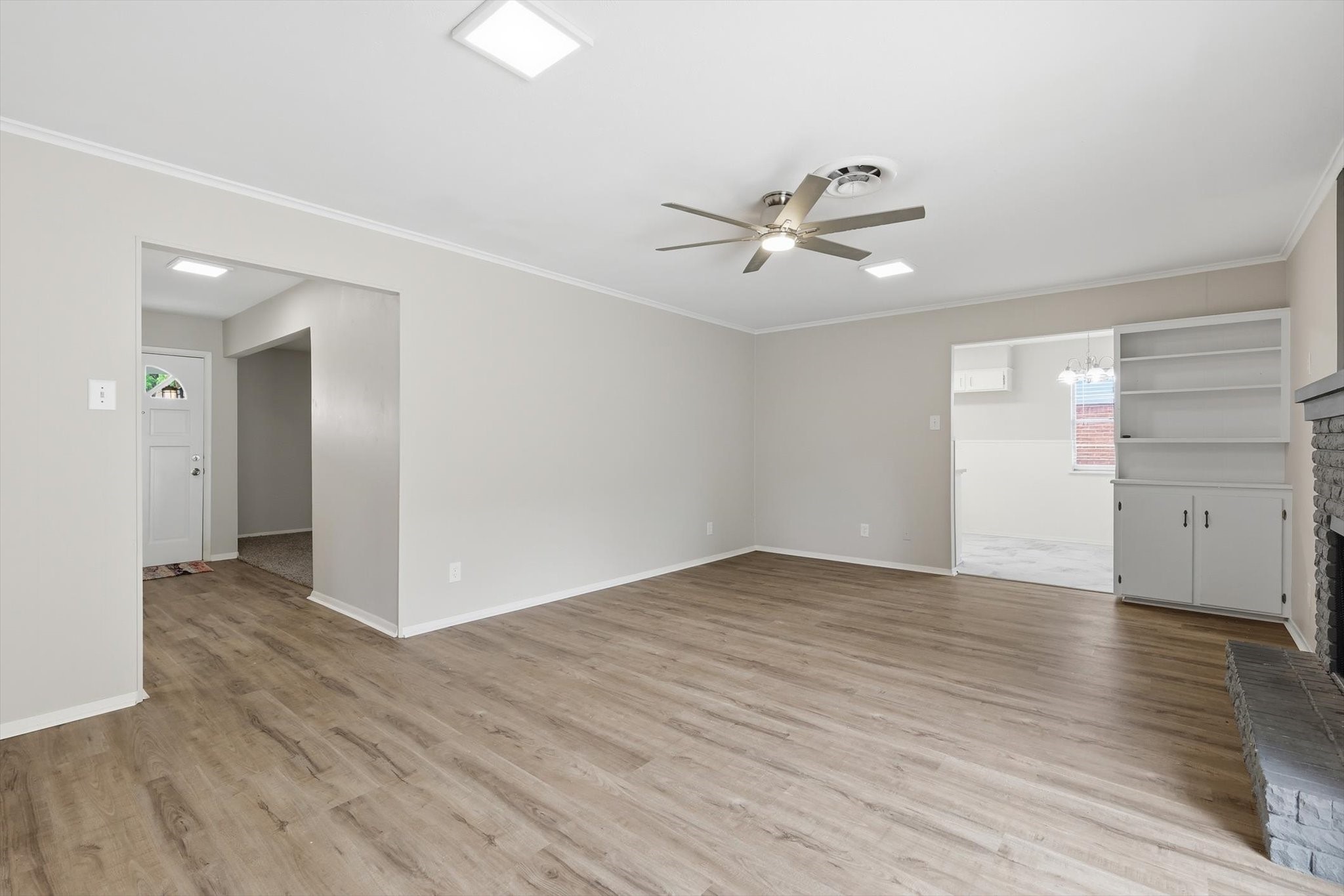 713 Waggoner Drive, Arlington, TX, 76013