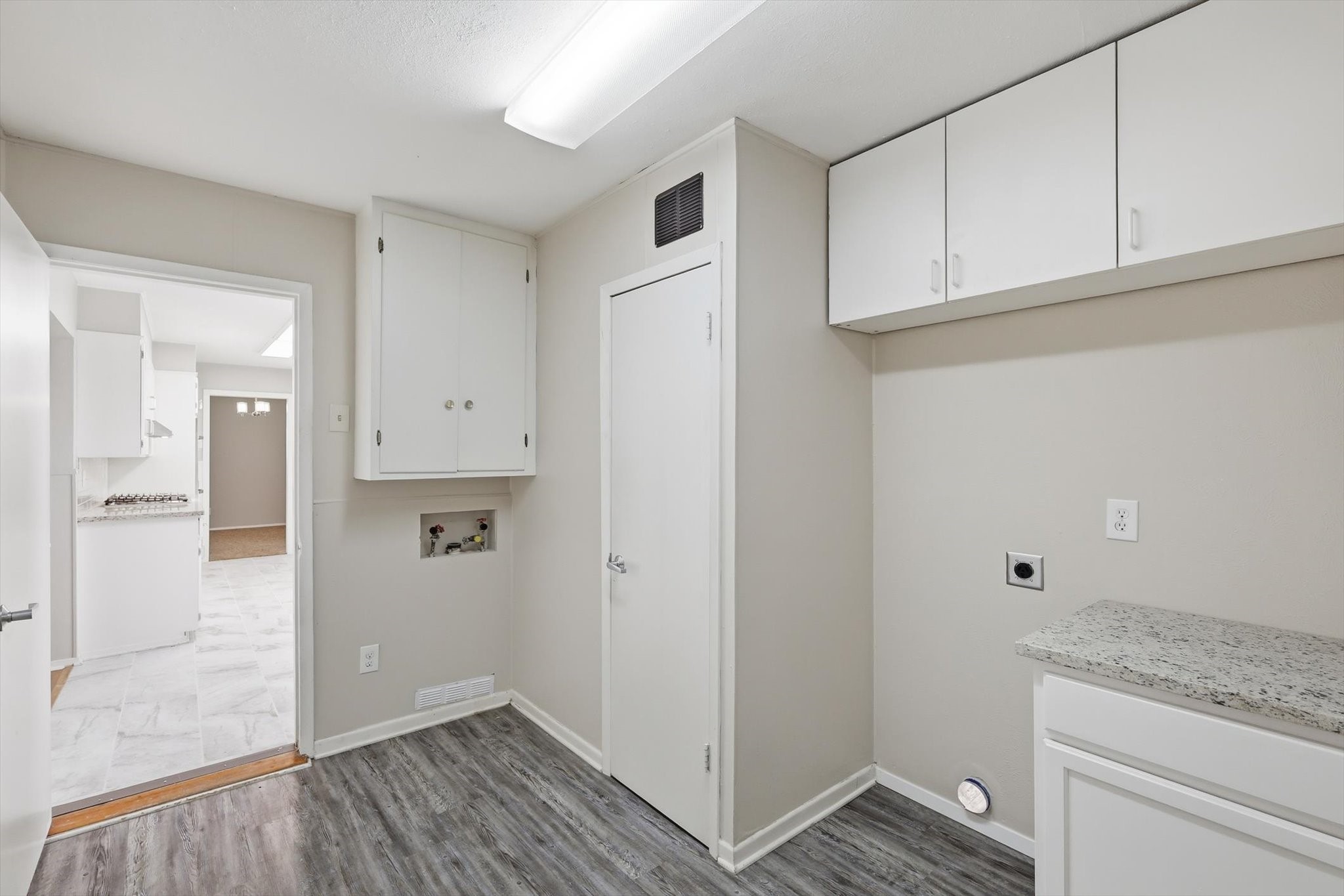 713 Waggoner Drive, Arlington, TX, 76013