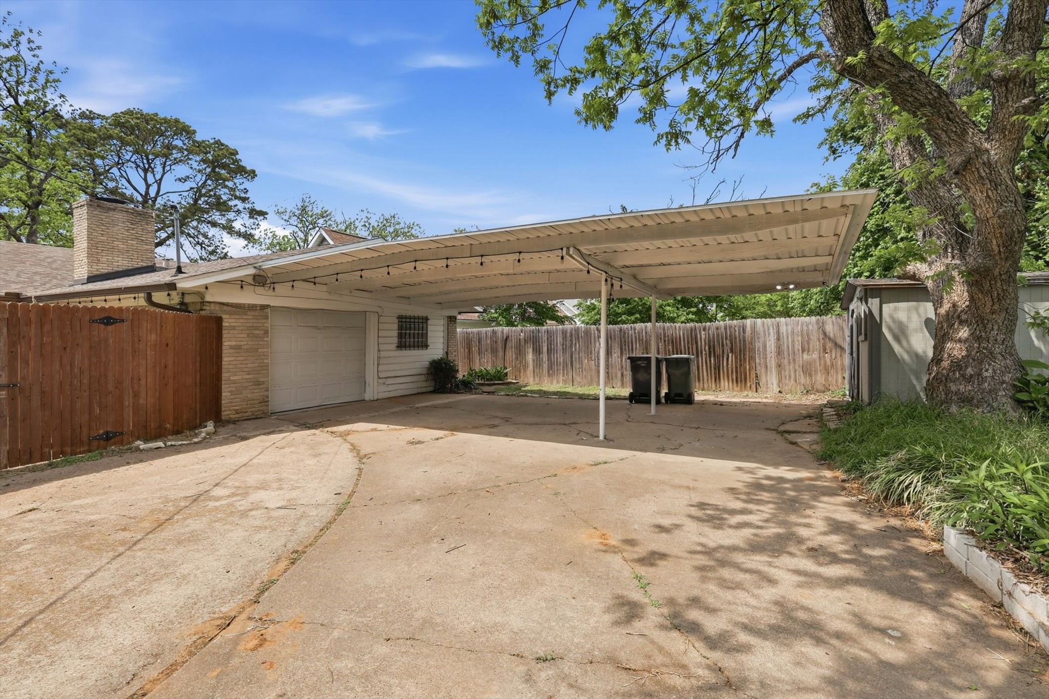 713 Waggoner Drive, Arlington, TX, 76013