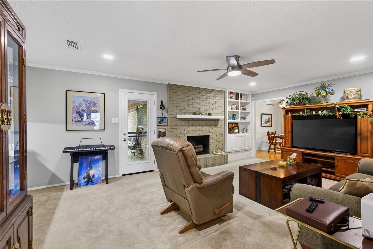 1808 E Cedar Elm Drive, Arlington, TX, 76012