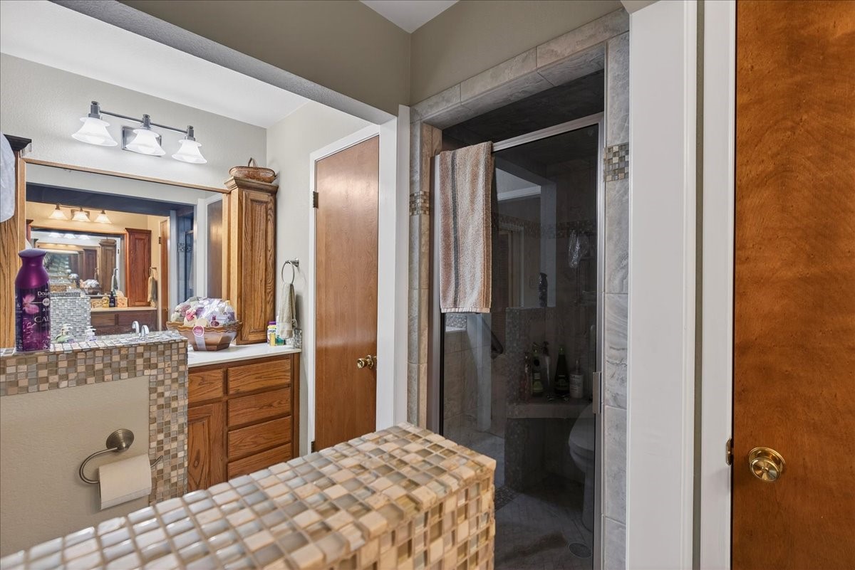 1808 E Cedar Elm Drive, Arlington, TX, 76012