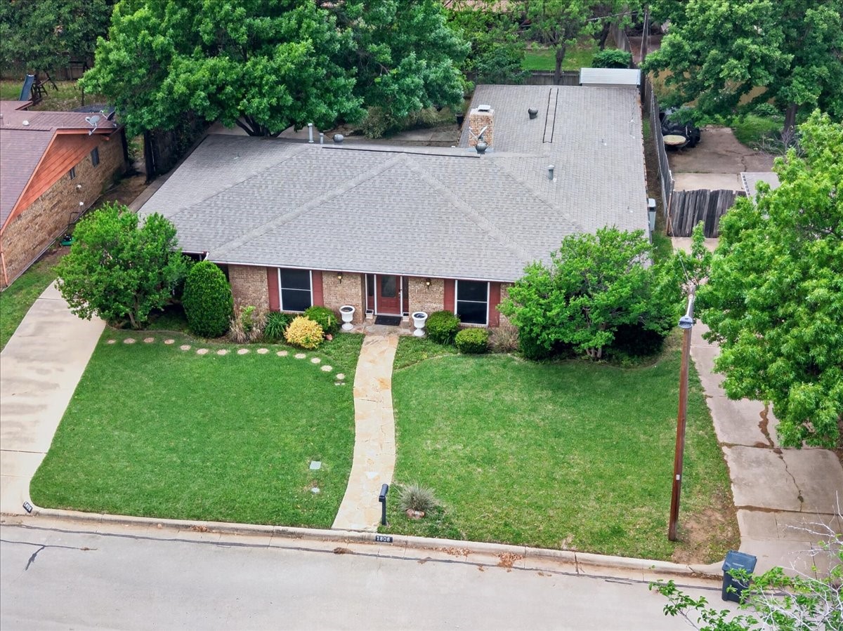 1808 E Cedar Elm Drive, Arlington, TX, 76012
