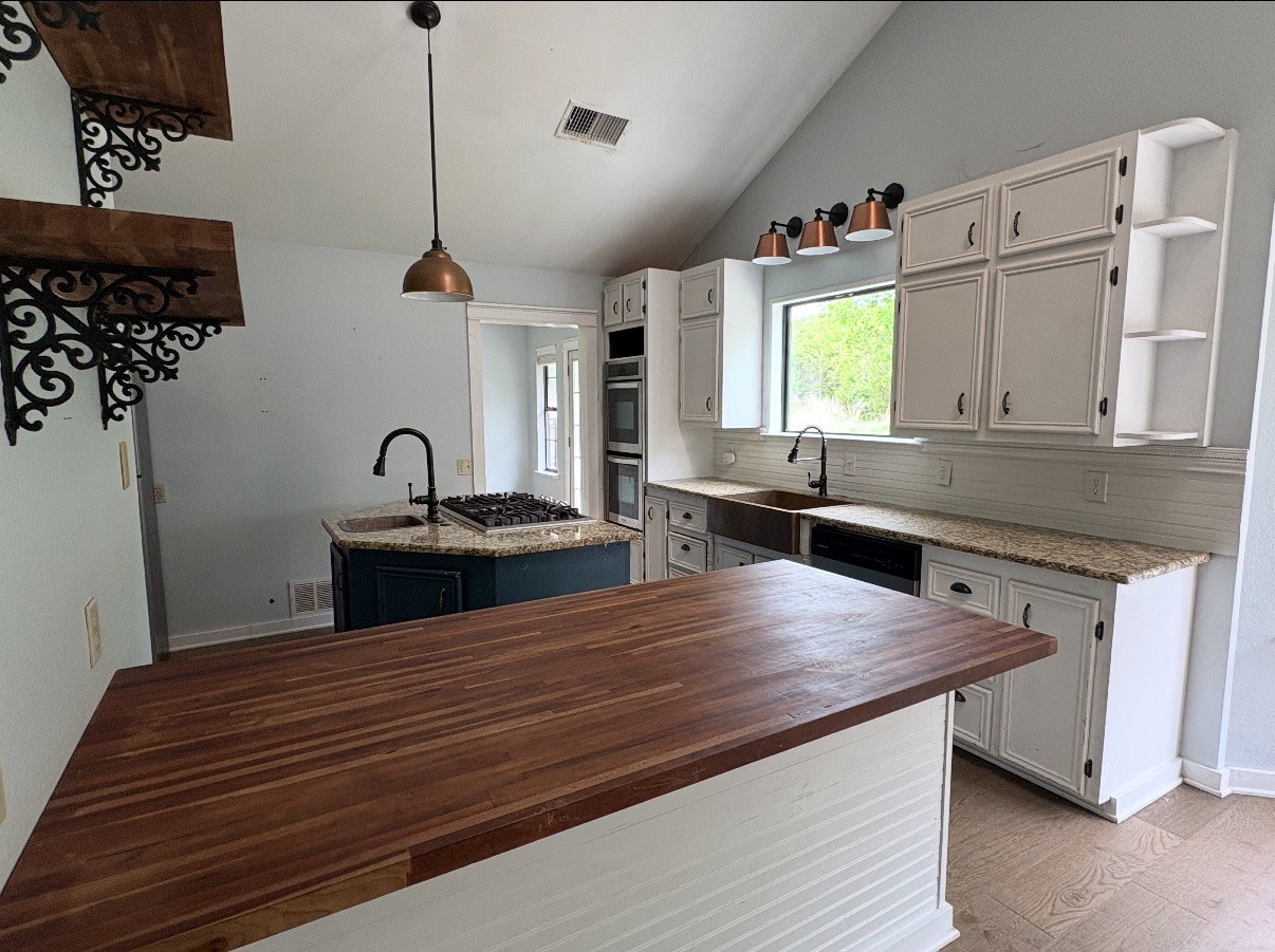 1362 Moody Lane, Glen Rose, TX, 76043