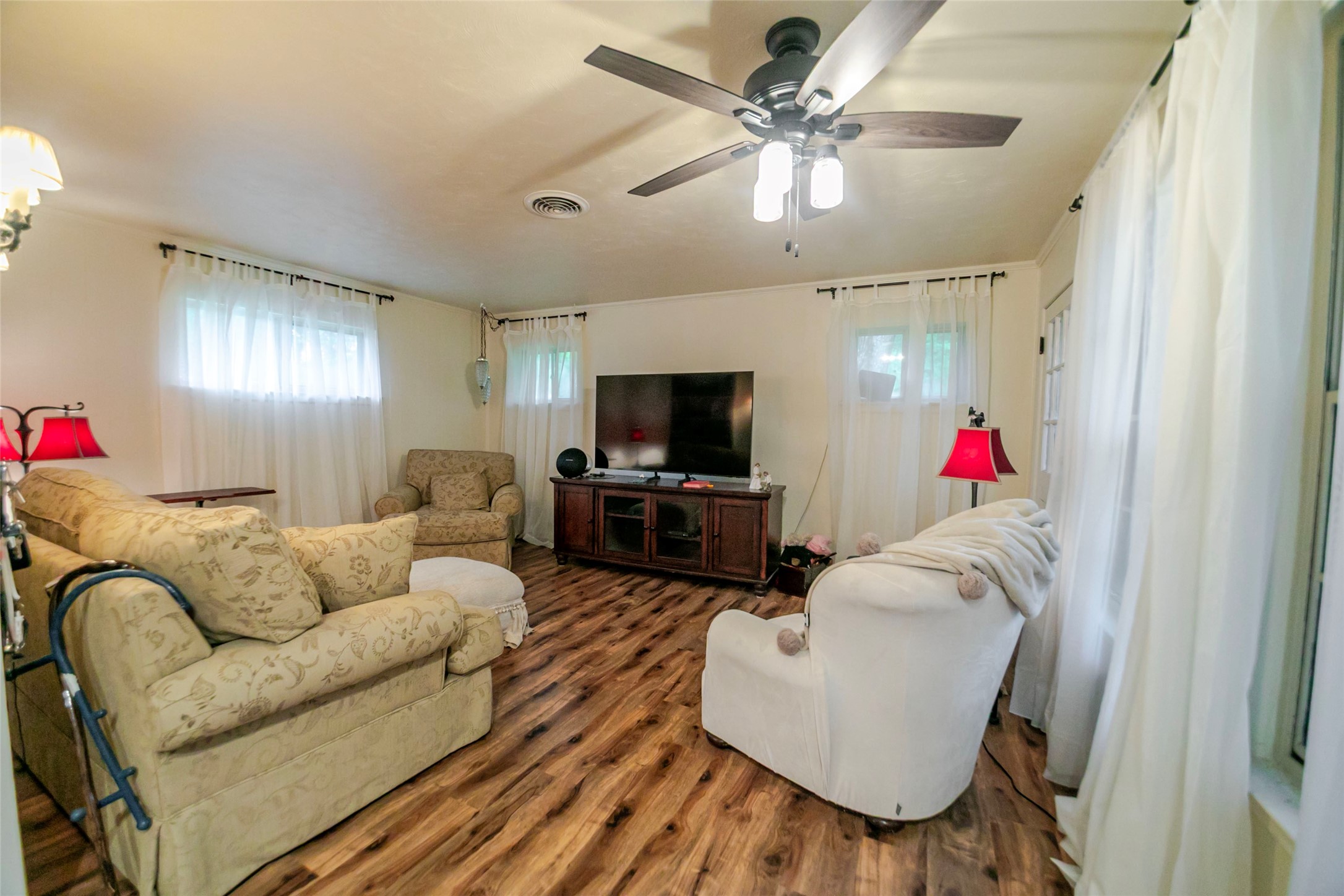 10313 Pinecrest Drive, Dallas, TX, 75228