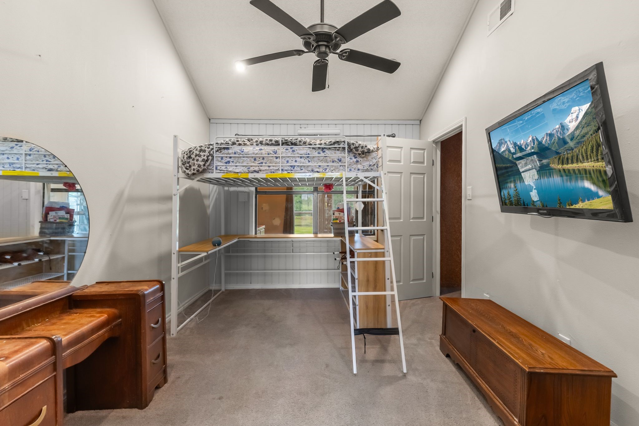 451 Vz County Road 1118, Grand Saline, TX, 75140