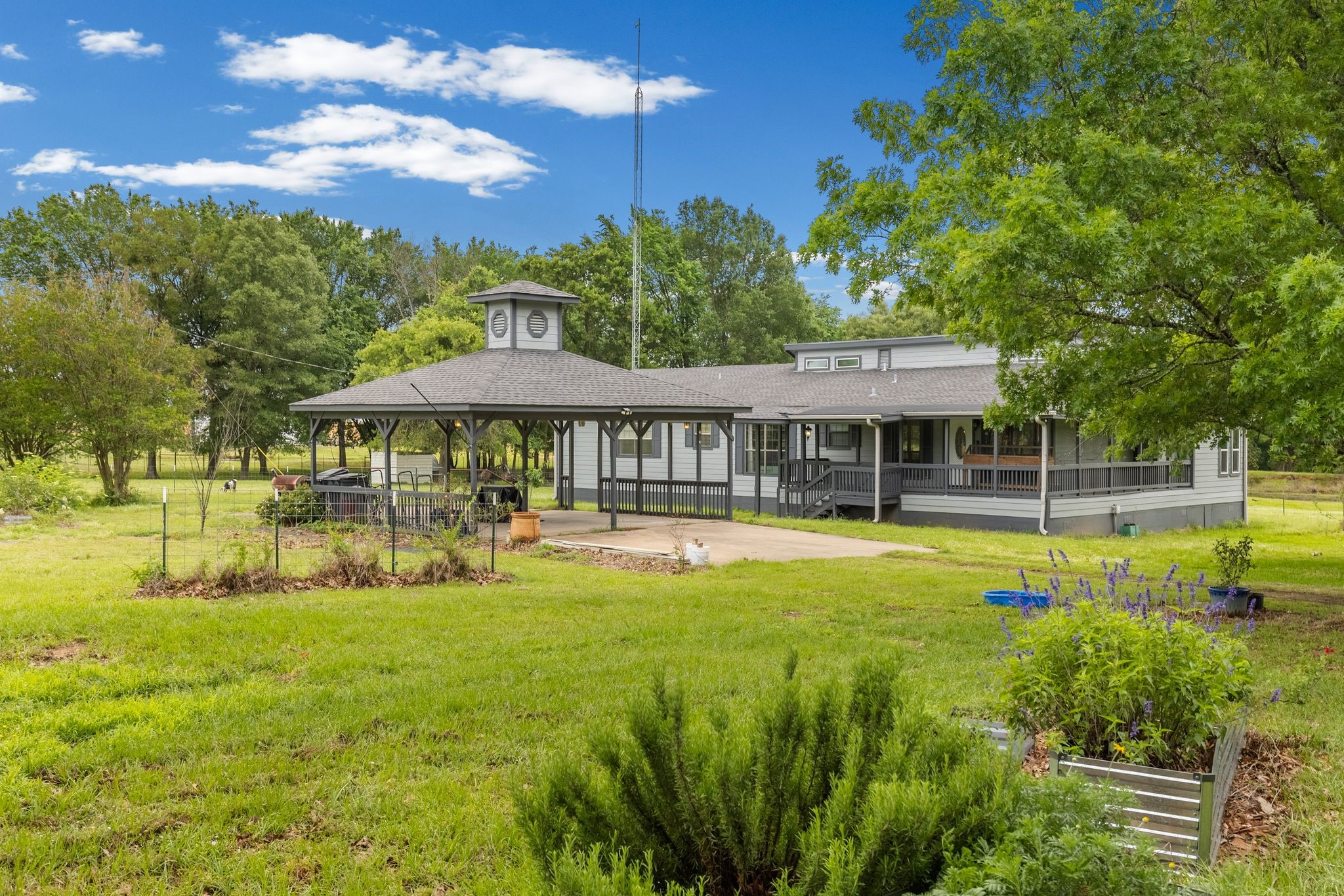 451 Vz County Road 1118, Grand Saline, TX, 75140