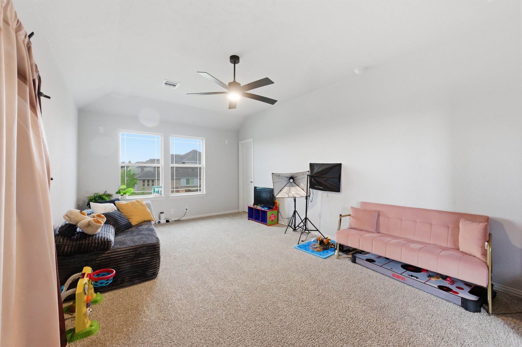 1244 Joseph Earl Drive, Desoto, TX, 75115