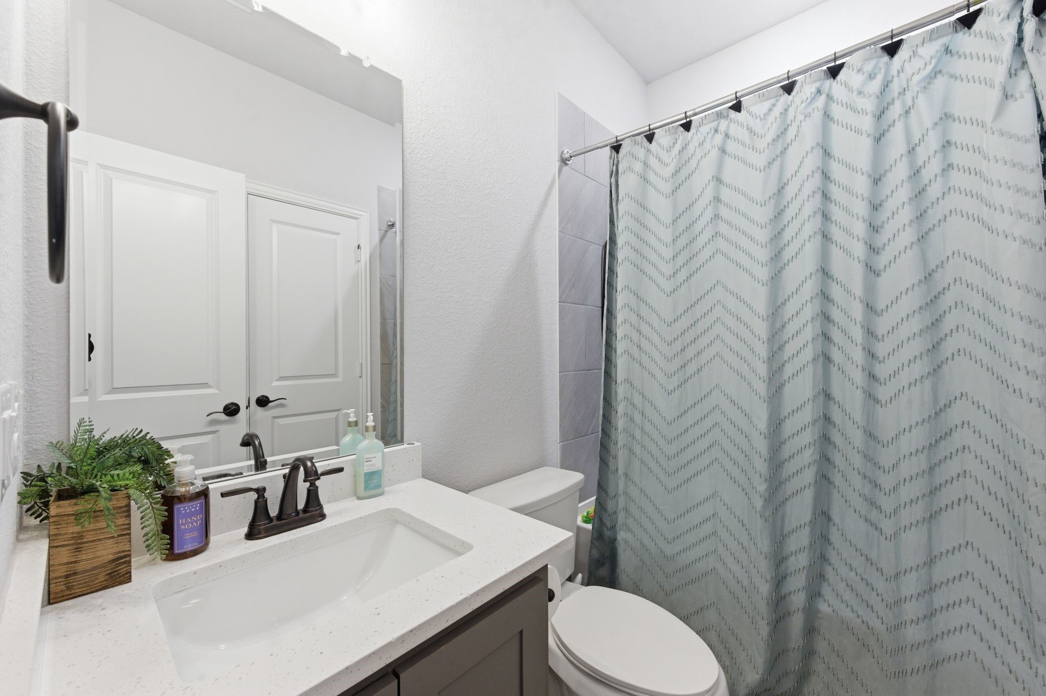1244 Joseph Earl Drive, Desoto, TX, 75115