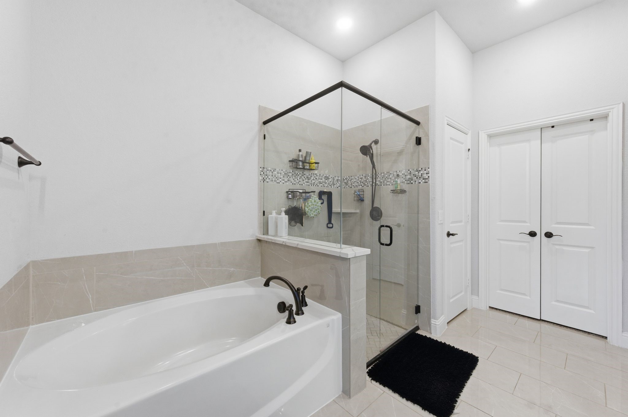 1244 Joseph Earl Drive, Desoto, TX, 75115
