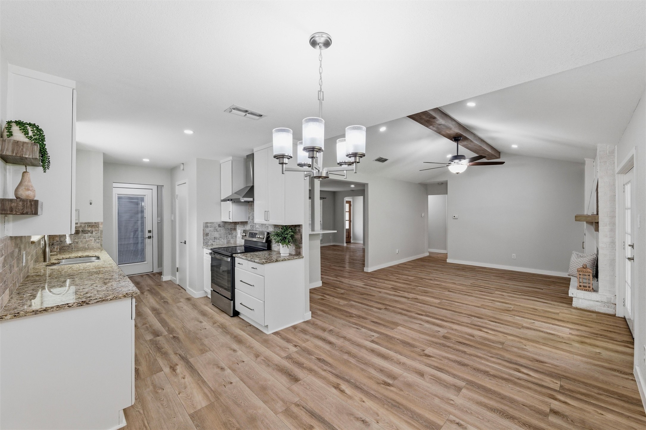 1417 Linwood Lane, Edgecliff Village, TX, 76134