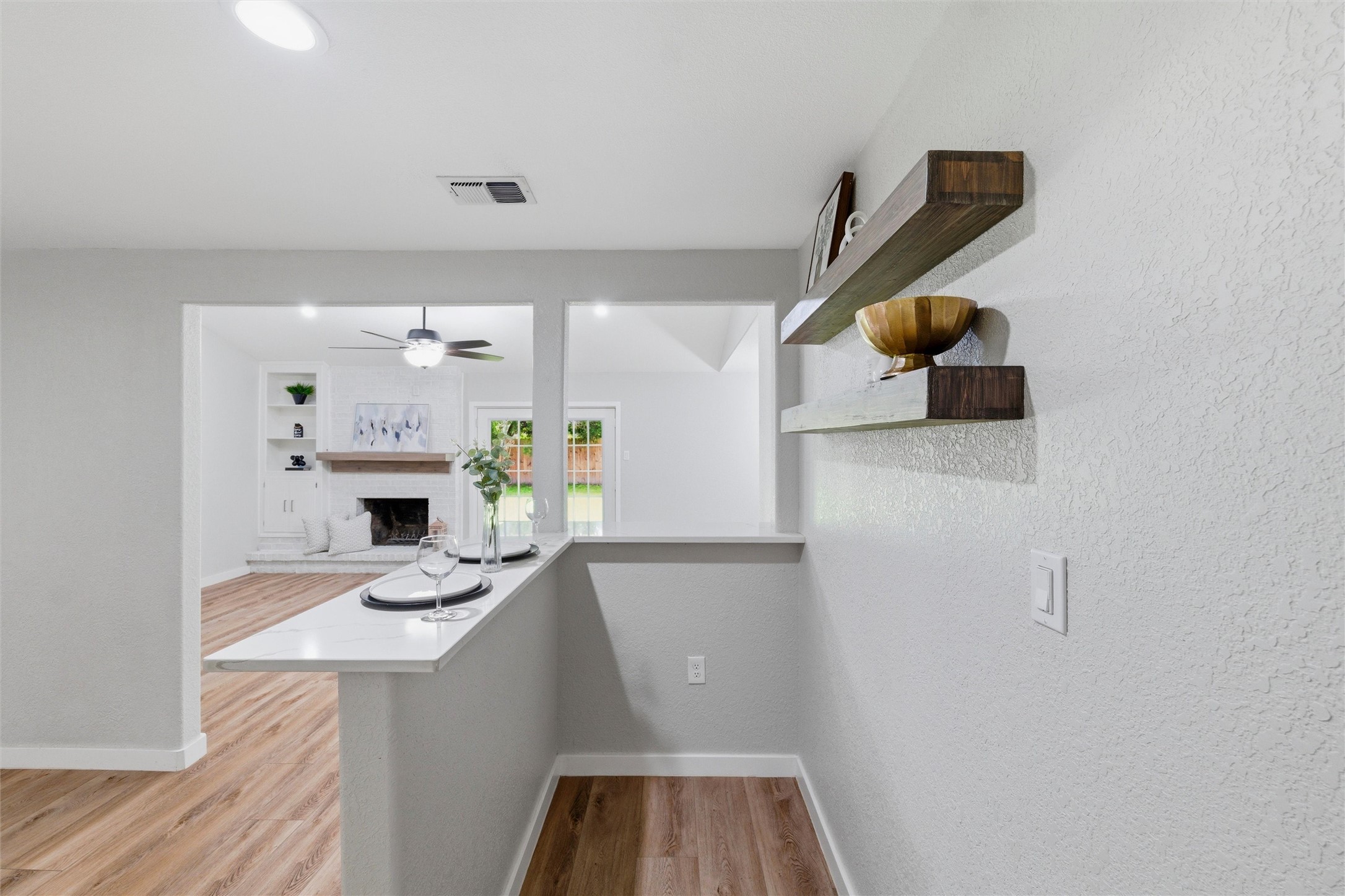 1417 Linwood Lane, Edgecliff Village, TX, 76134
