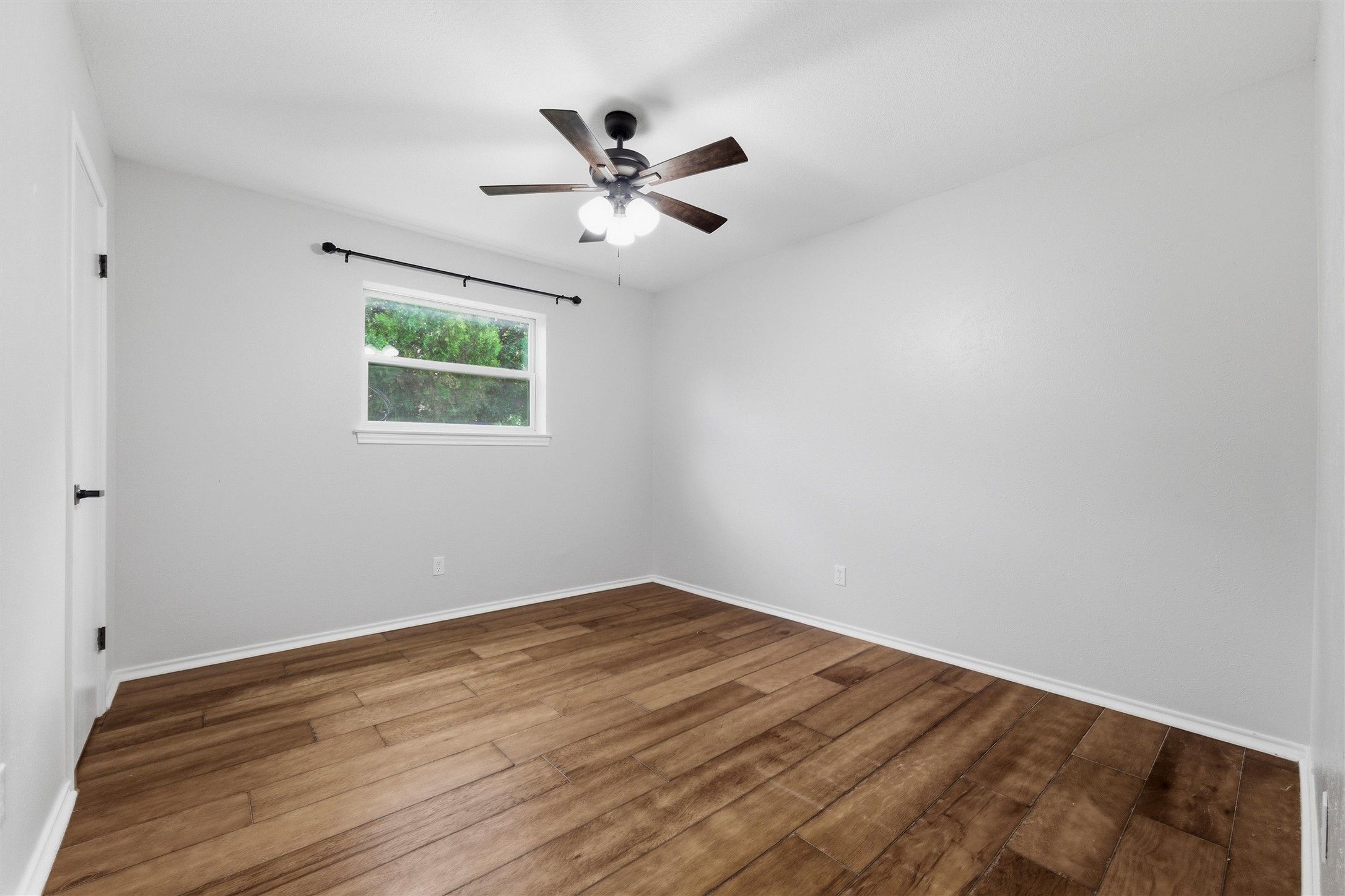 1417 Linwood Lane, Edgecliff Village, TX, 76134