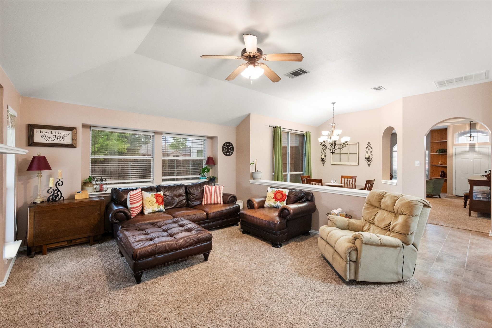 202 Creek Point Lane, Arlington, TX, 76002