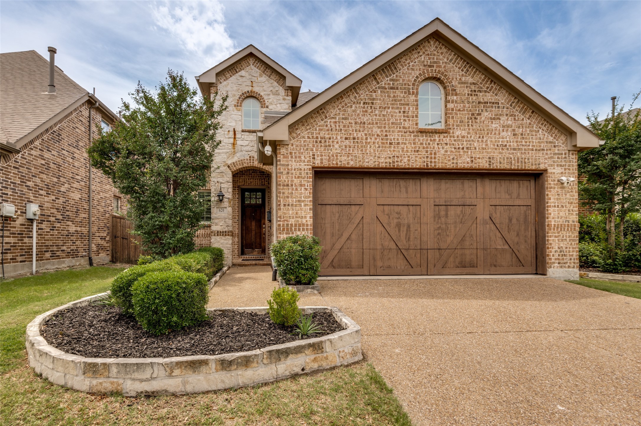 Property photo 02 of 620 Wiltshire Boulevard, Lewisville, TX 75056 | MLS #21244633