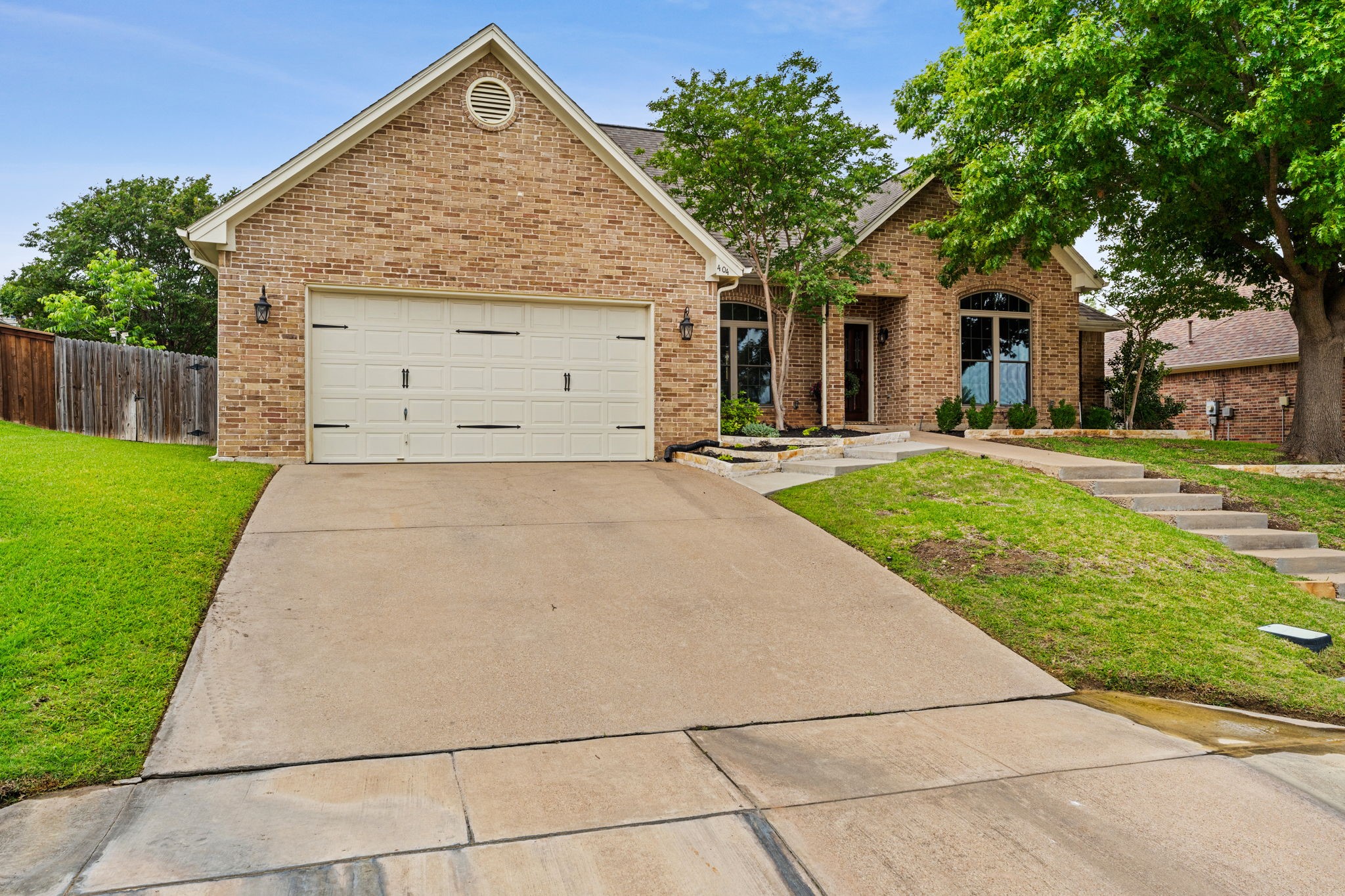404 Arbor Lawn Drive, Burleson, TX, 76028