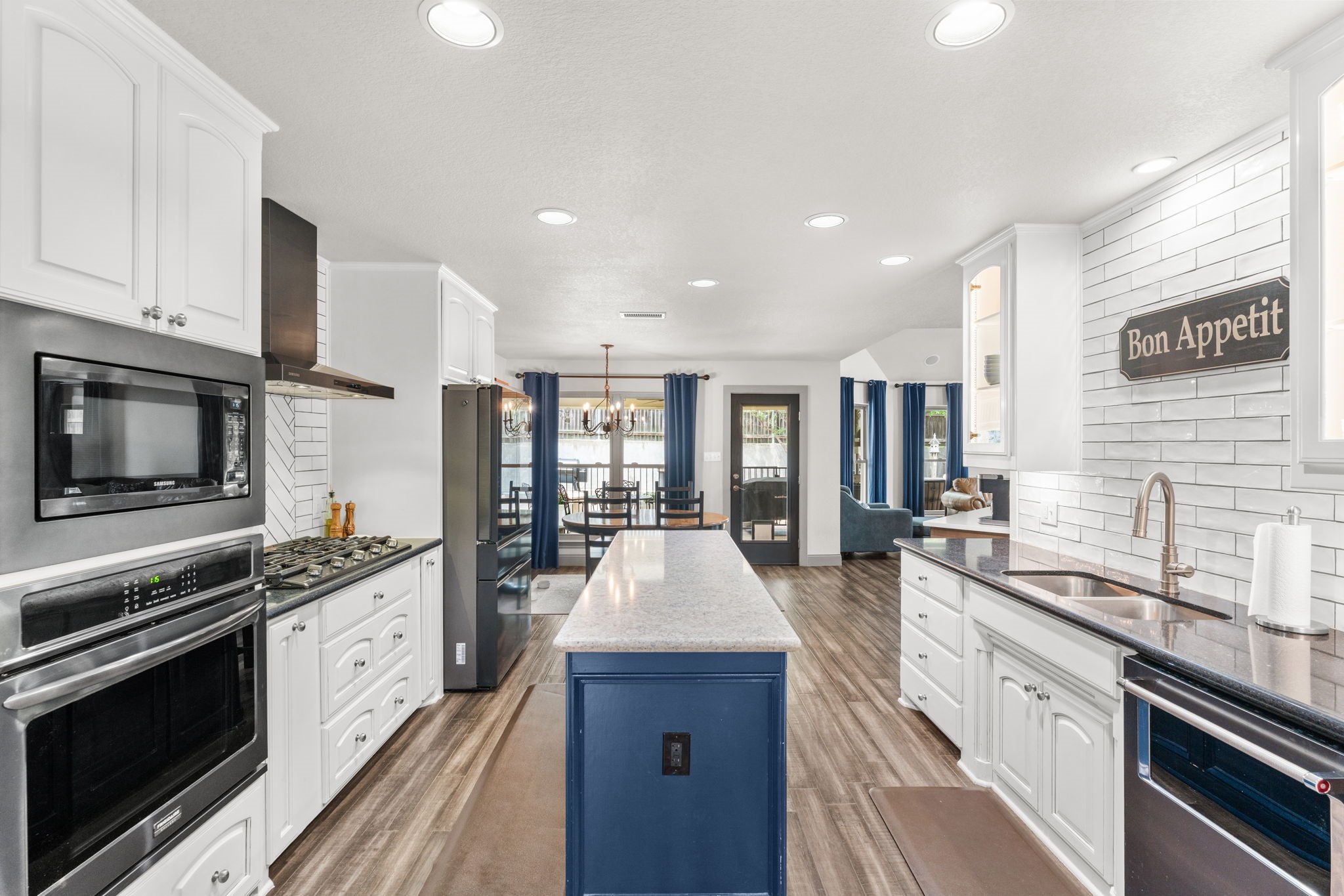 404 Arbor Lawn Drive, Burleson, TX, 76028