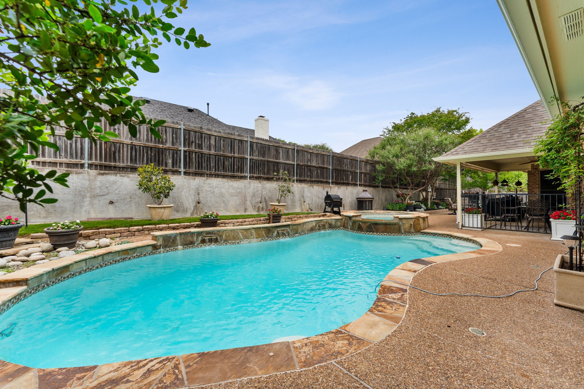 404 Arbor Lawn Drive, Burleson, TX, 76028