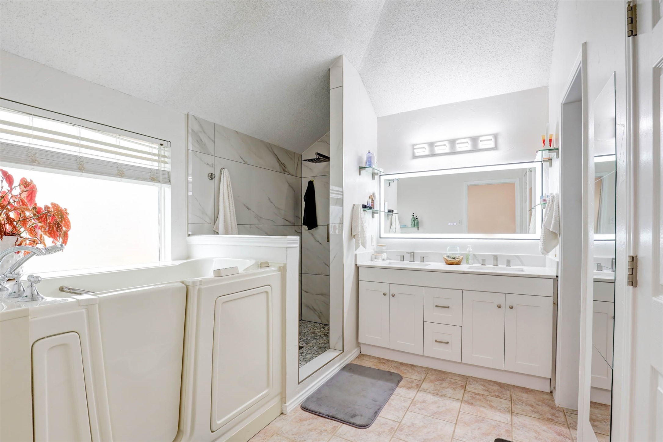 444 Woodridge Drive, Keller, TX, 76248