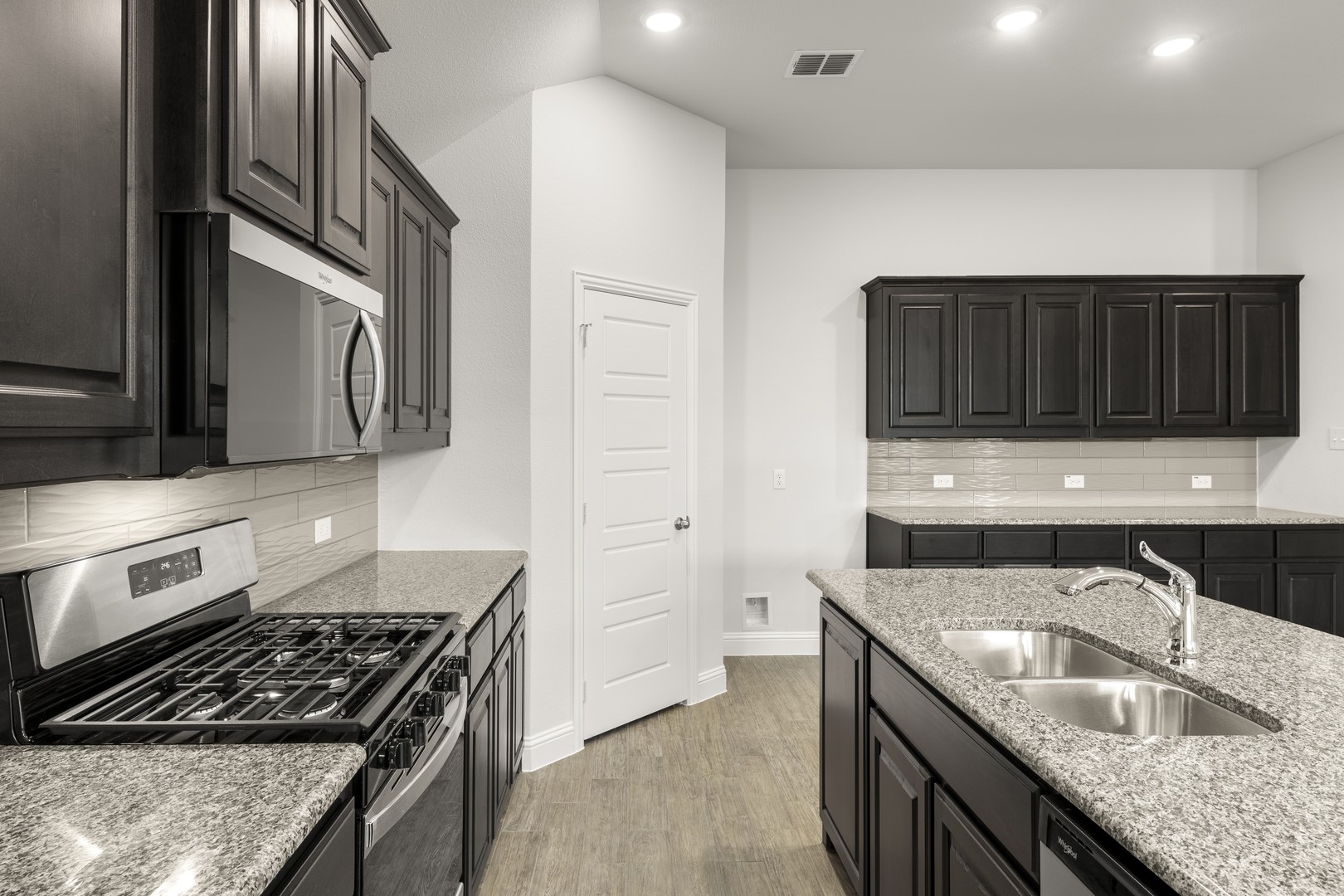 108 Whistling Duck Drive, Balch Springs, TX, 75181