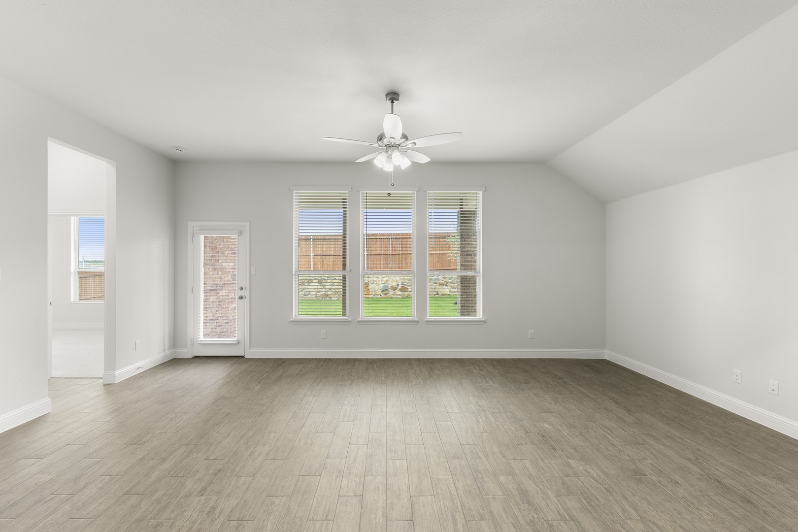 108 Whistling Duck Drive, Balch Springs, TX, 75181