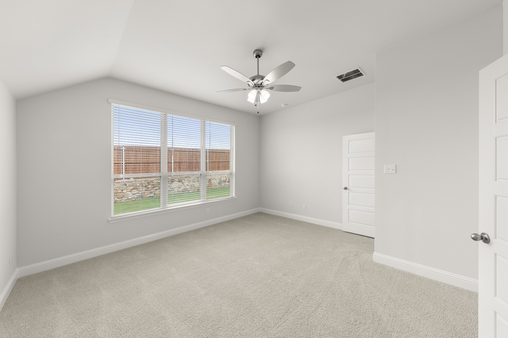 108 Whistling Duck Drive, Balch Springs, TX, 75181