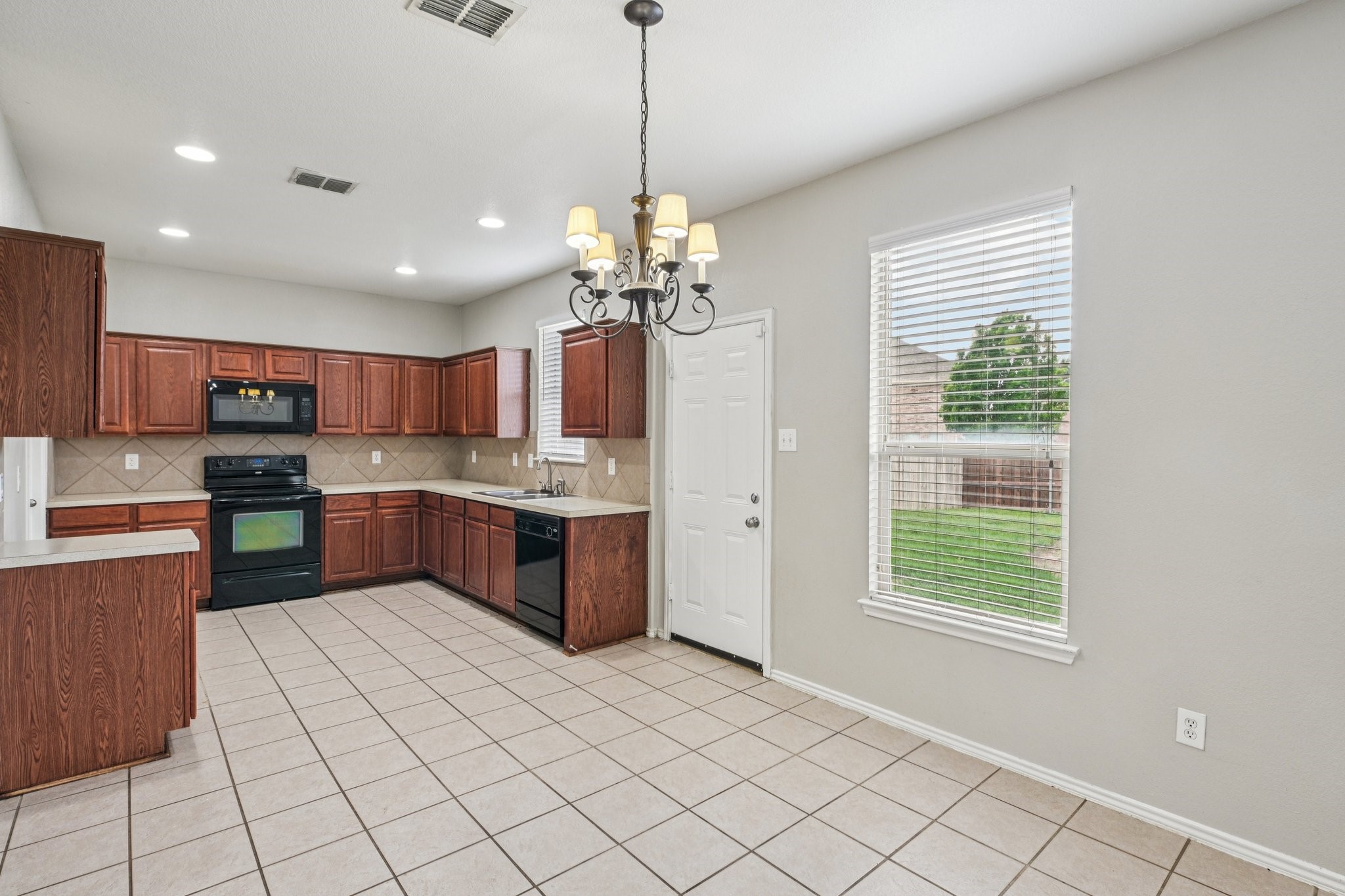 8841 Noontide Drive, Fort Worth, TX, 76179
