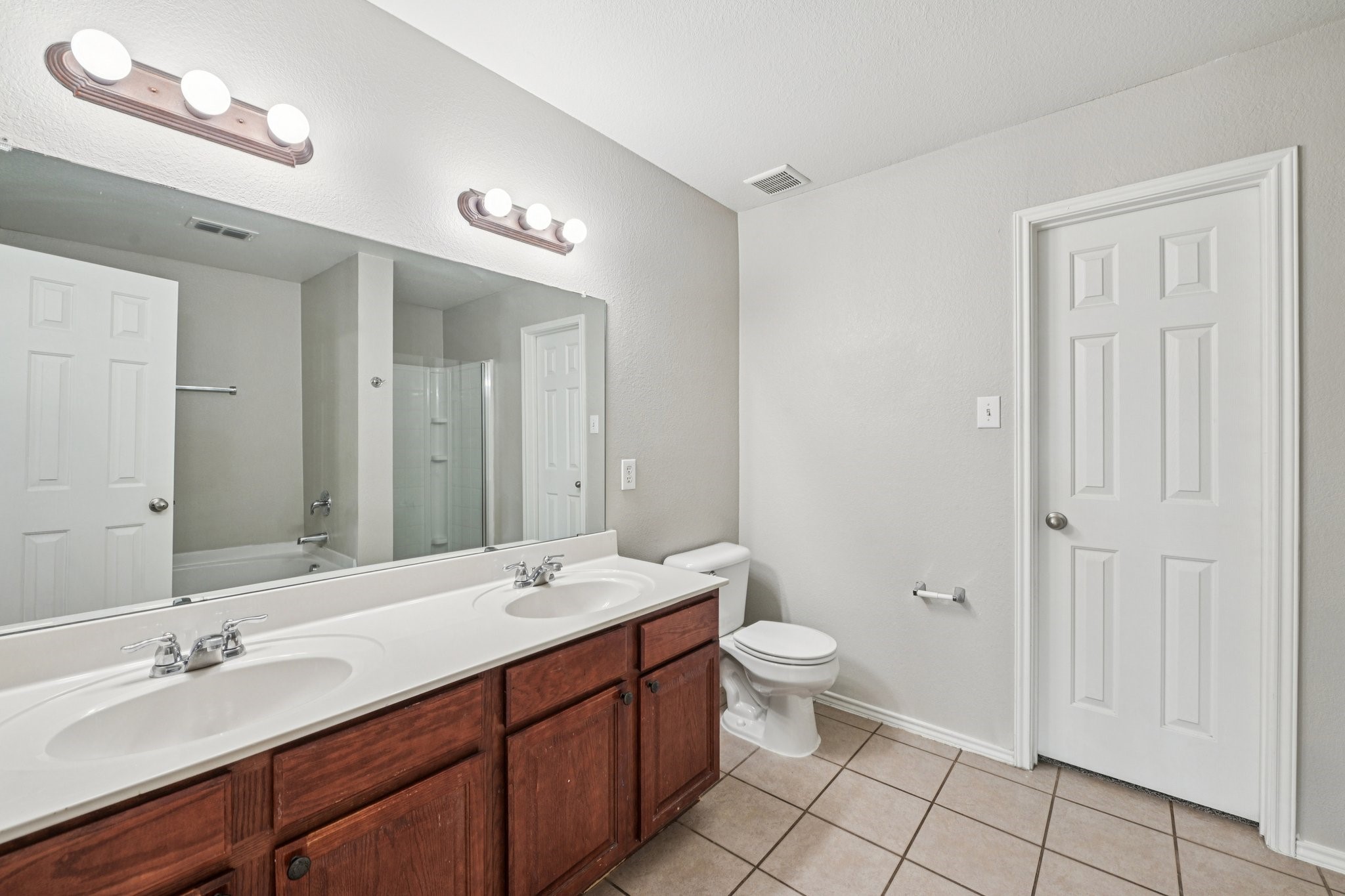 8841 Noontide Drive, Fort Worth, TX, 76179
