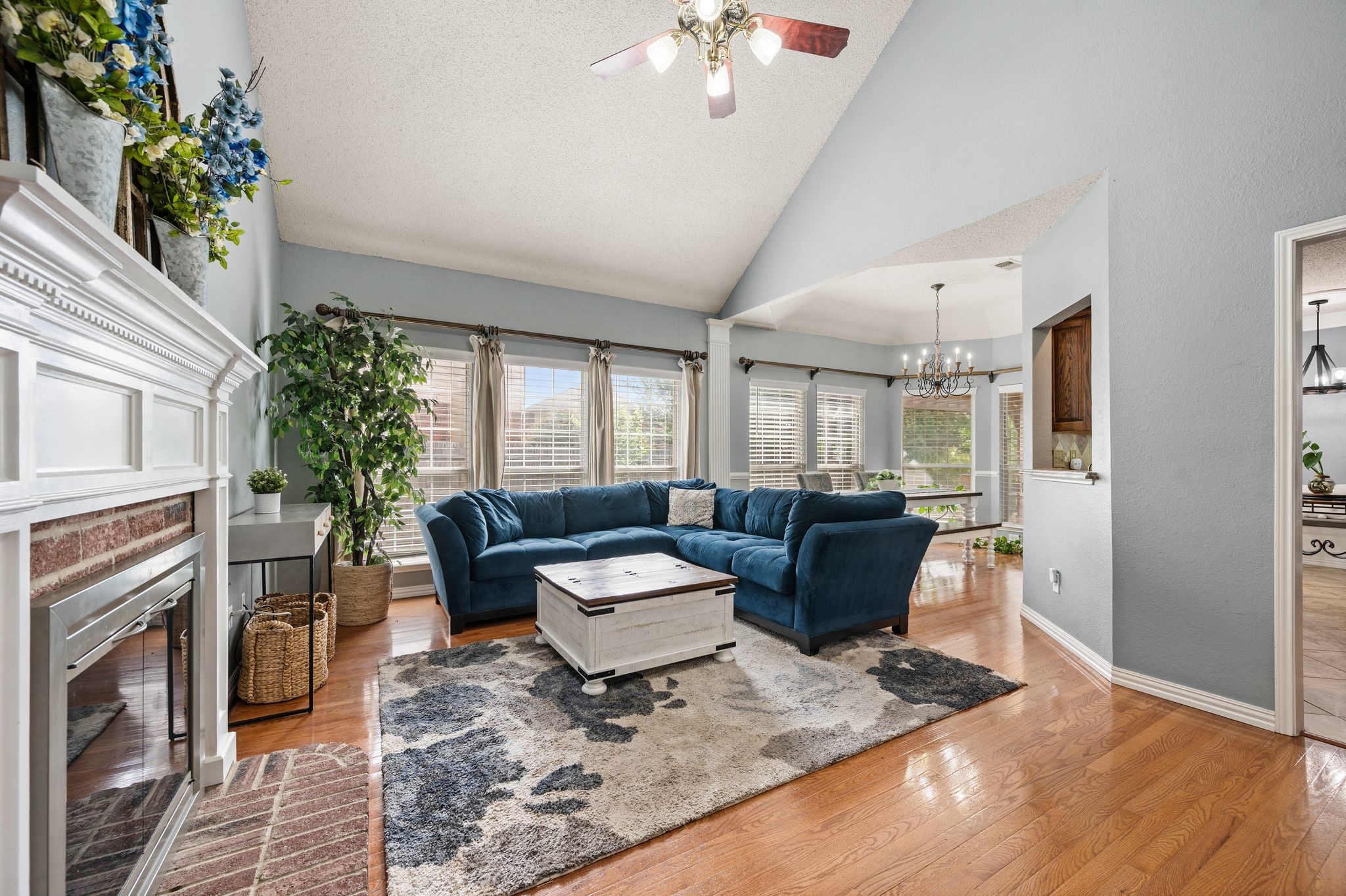 Property photo 02 of 7900 Mustang Court Fort, Worth, TX 76137 | MLS #21245228