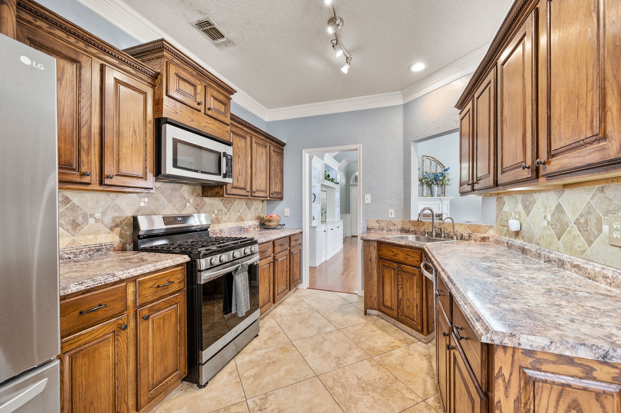 7900 Mustang Court, Fort Worth, TX, 76137