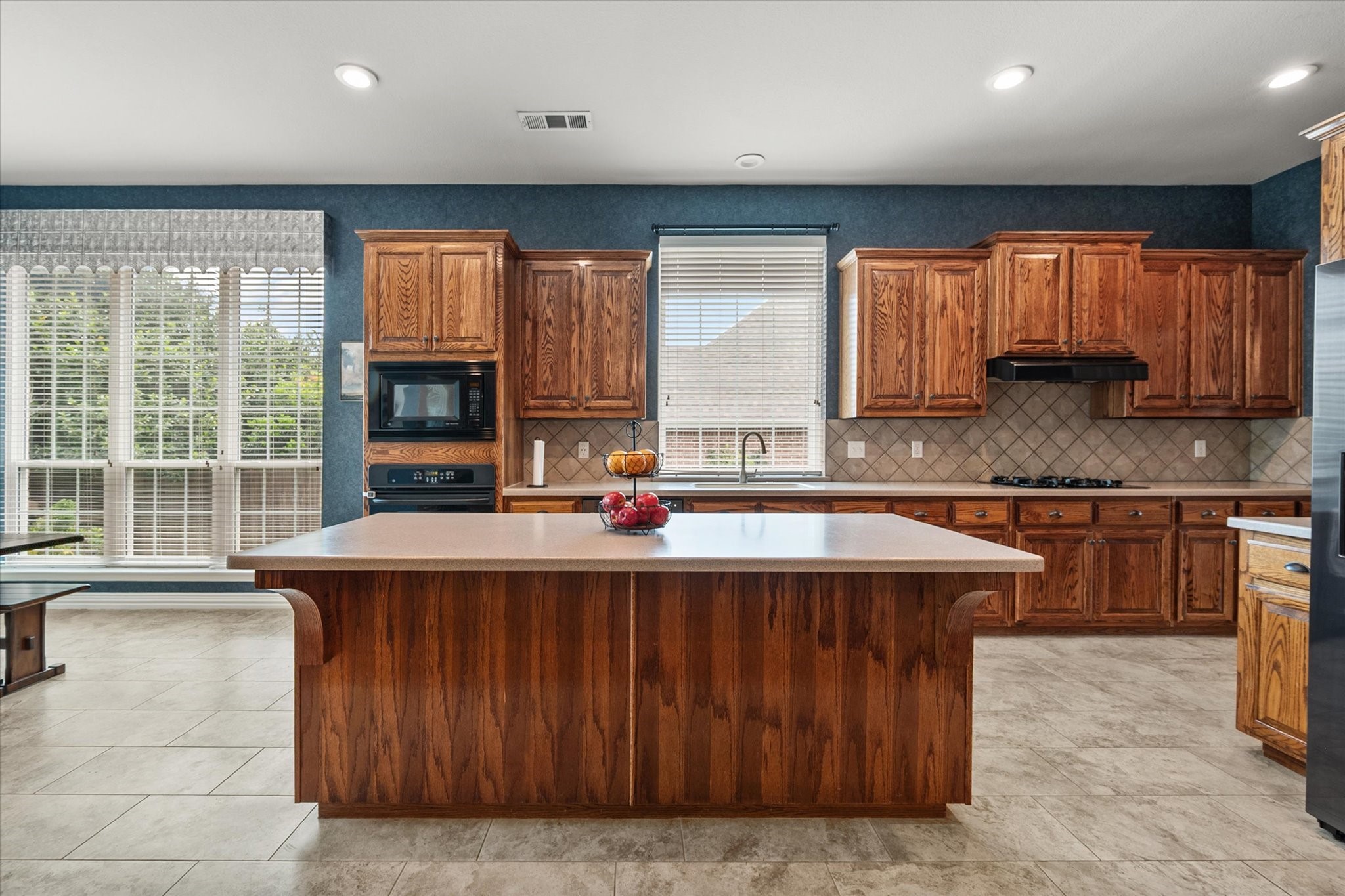 1904 Yarmouth Court, Mansfield, TX, 76063