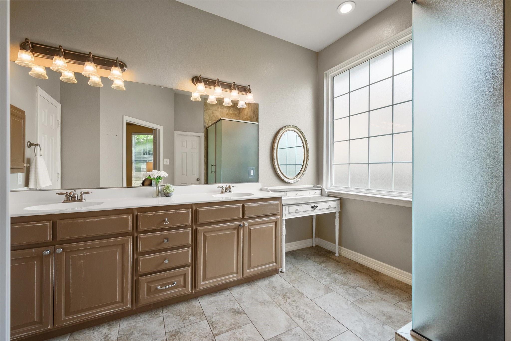 1904 Yarmouth Court, Mansfield, TX, 76063