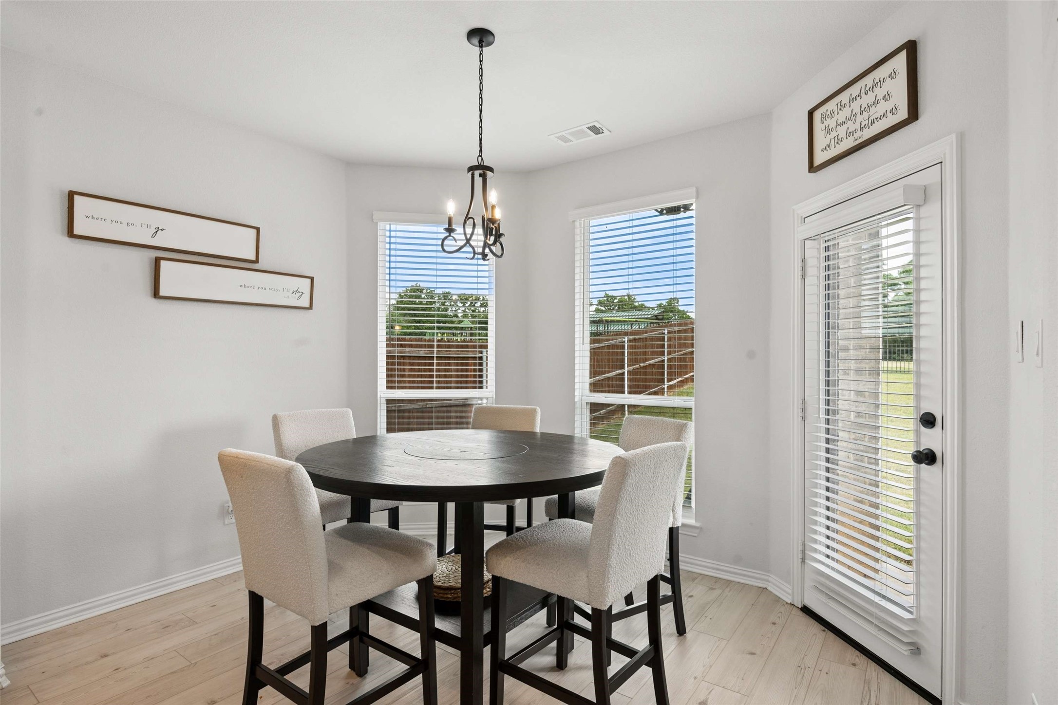 344 Willie Way, Burleson, TX, 76028