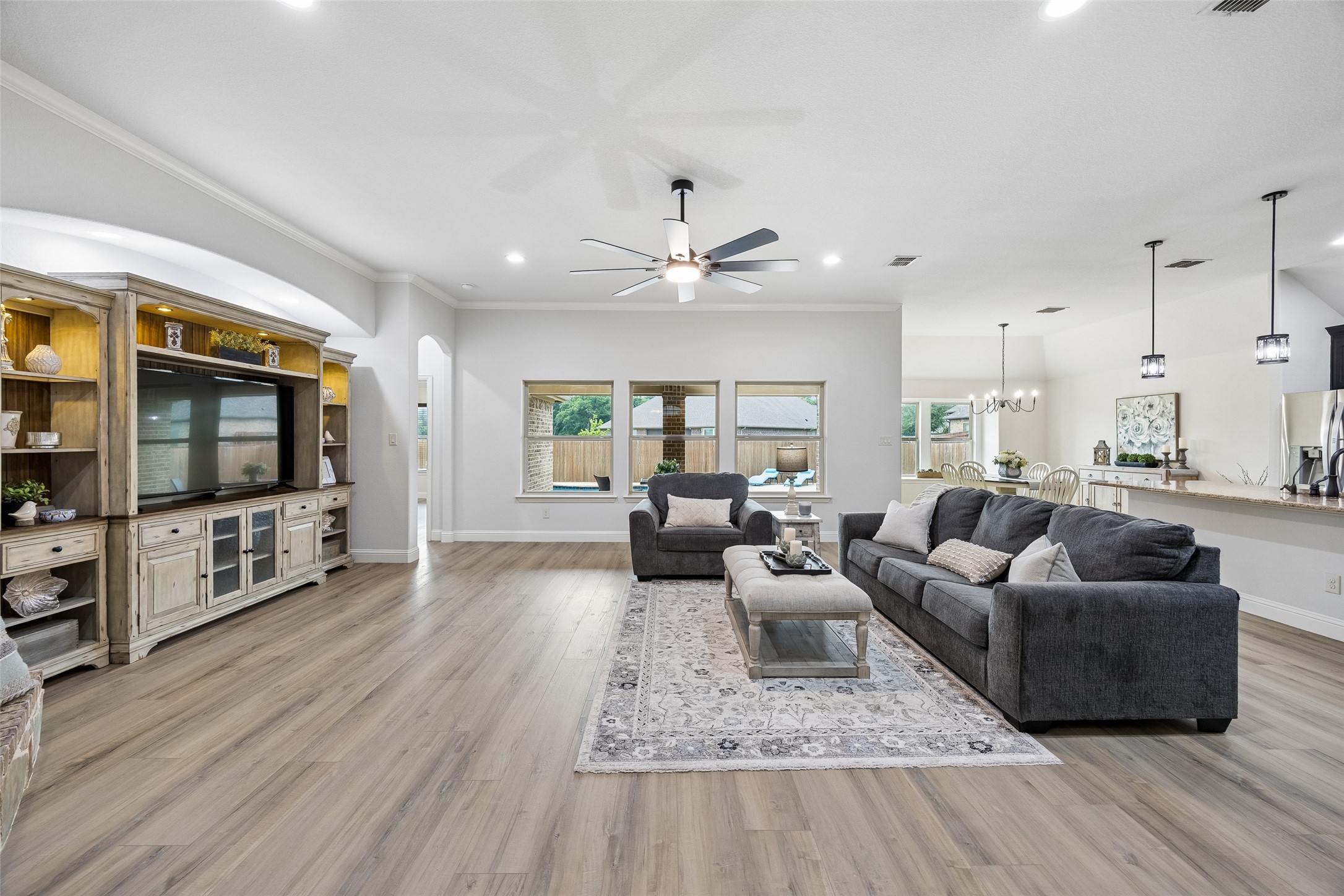 217 Hawks Ridge Trail, Burleson, TX, 76028