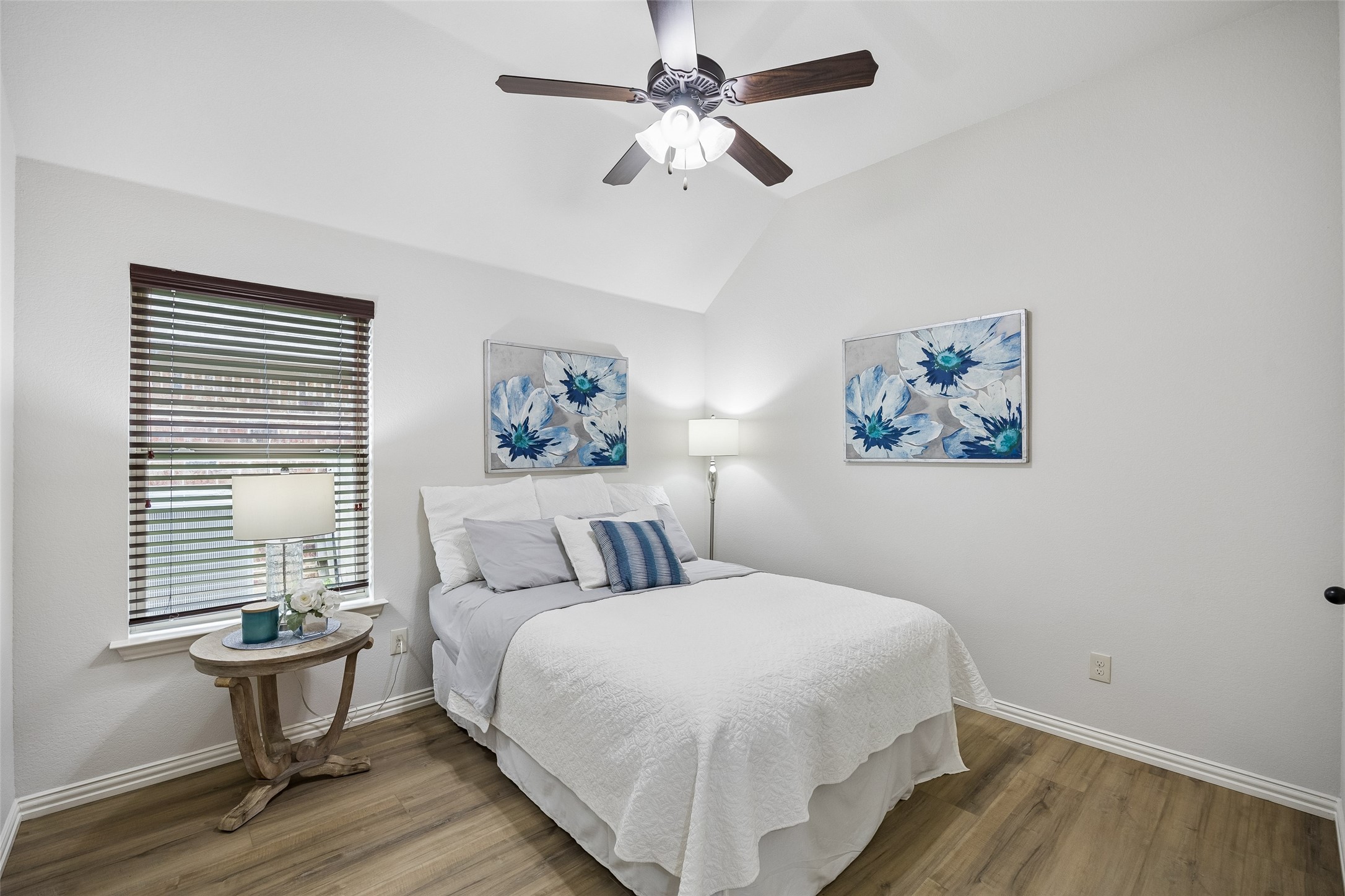 217 Hawks Ridge Trail, Burleson, TX, 76028
