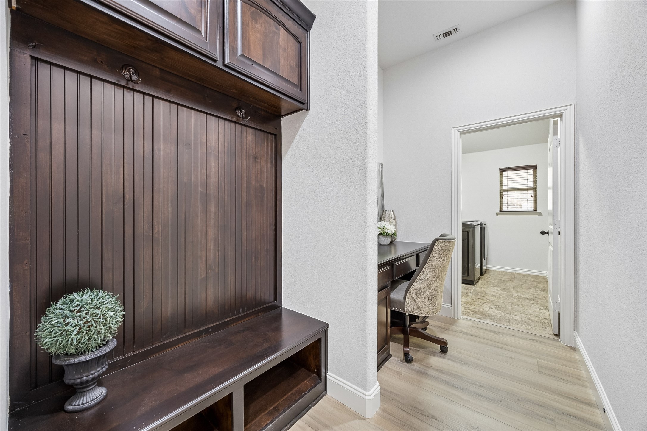 217 Hawks Ridge Trail, Burleson, TX, 76028