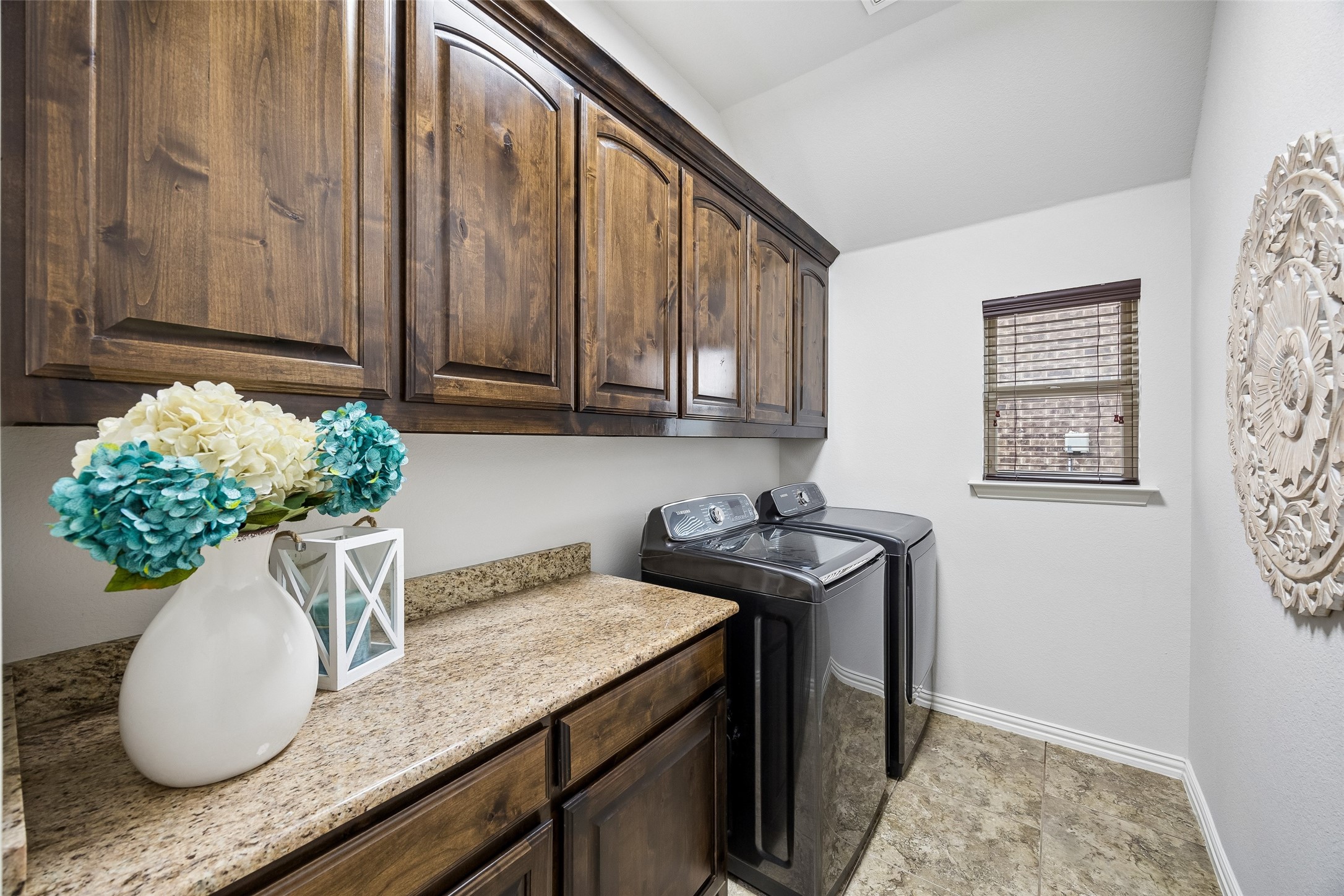 217 Hawks Ridge Trail, Burleson, TX, 76028