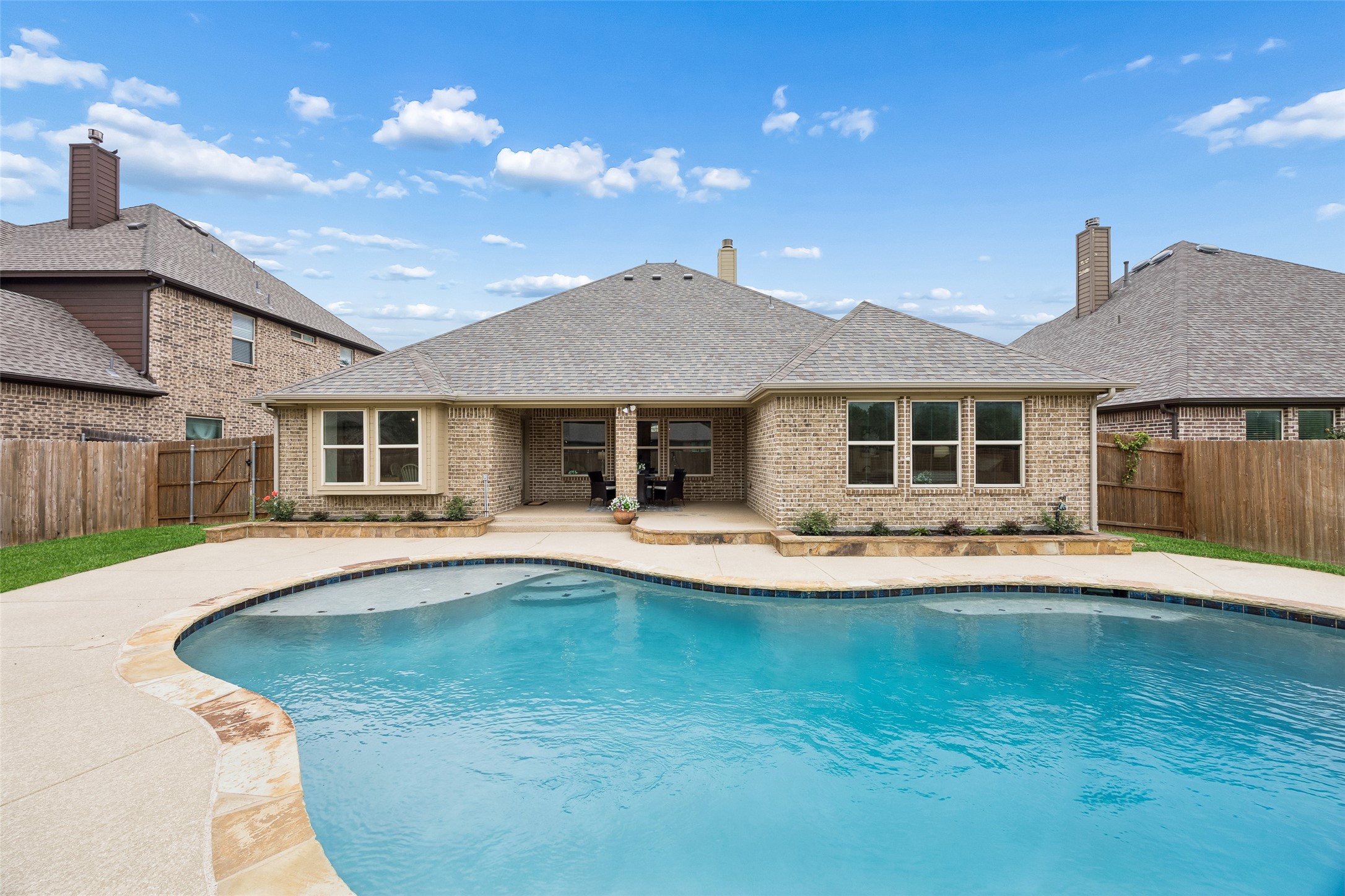 217 Hawks Ridge Trail, Burleson, TX, 76028