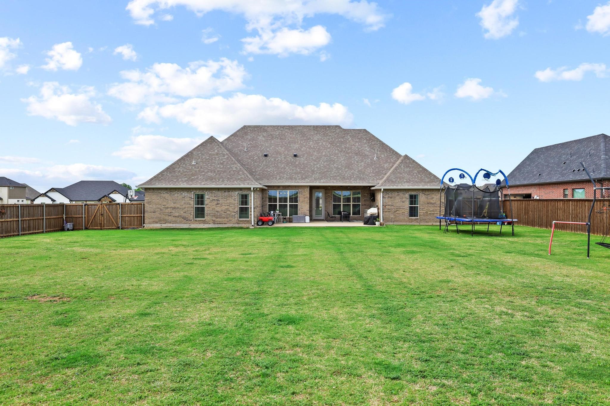 112 Chisolm Trail, Pottsboro, TX, 75076