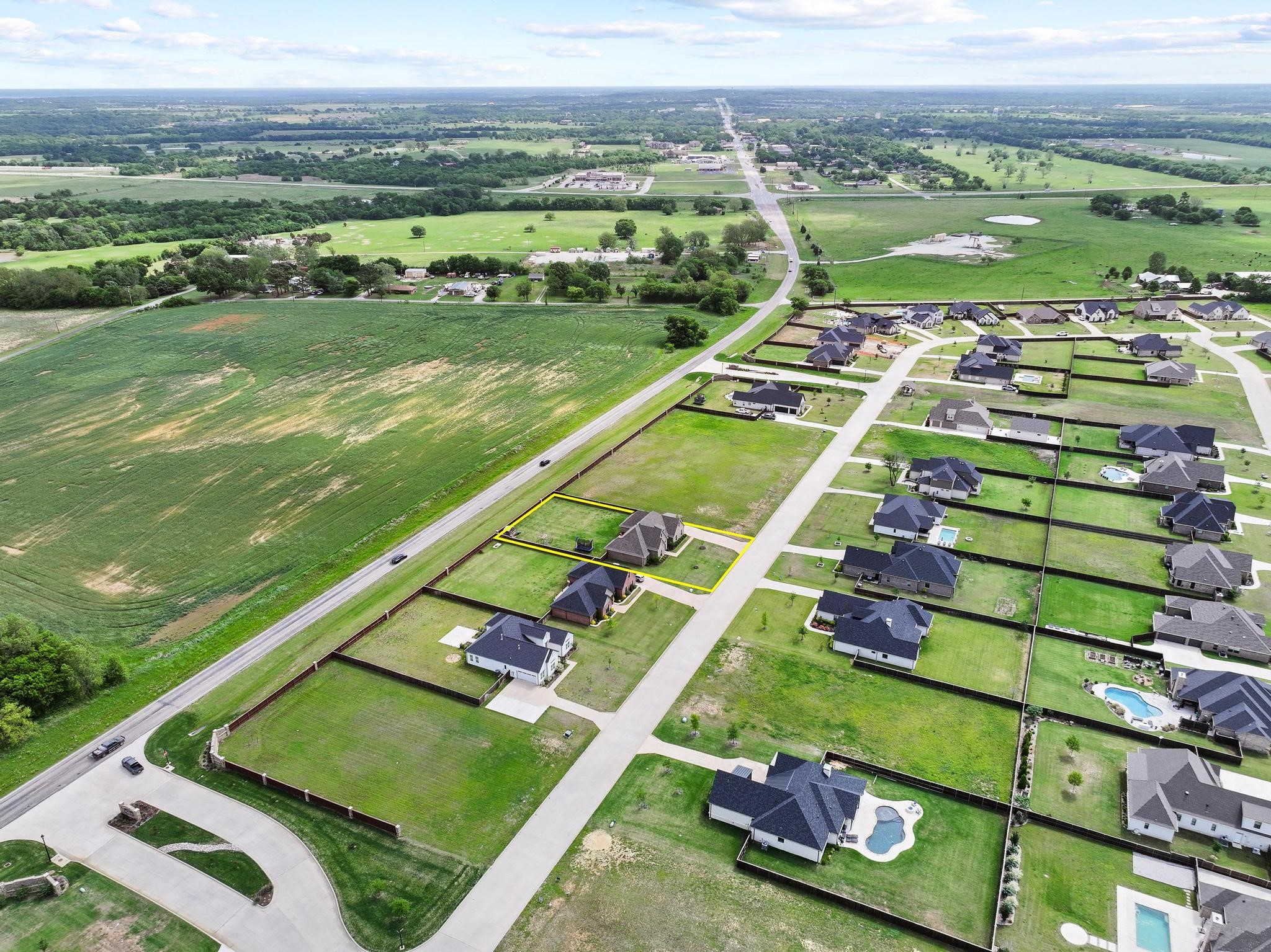 112 Chisolm Trail, Pottsboro, TX, 75076
