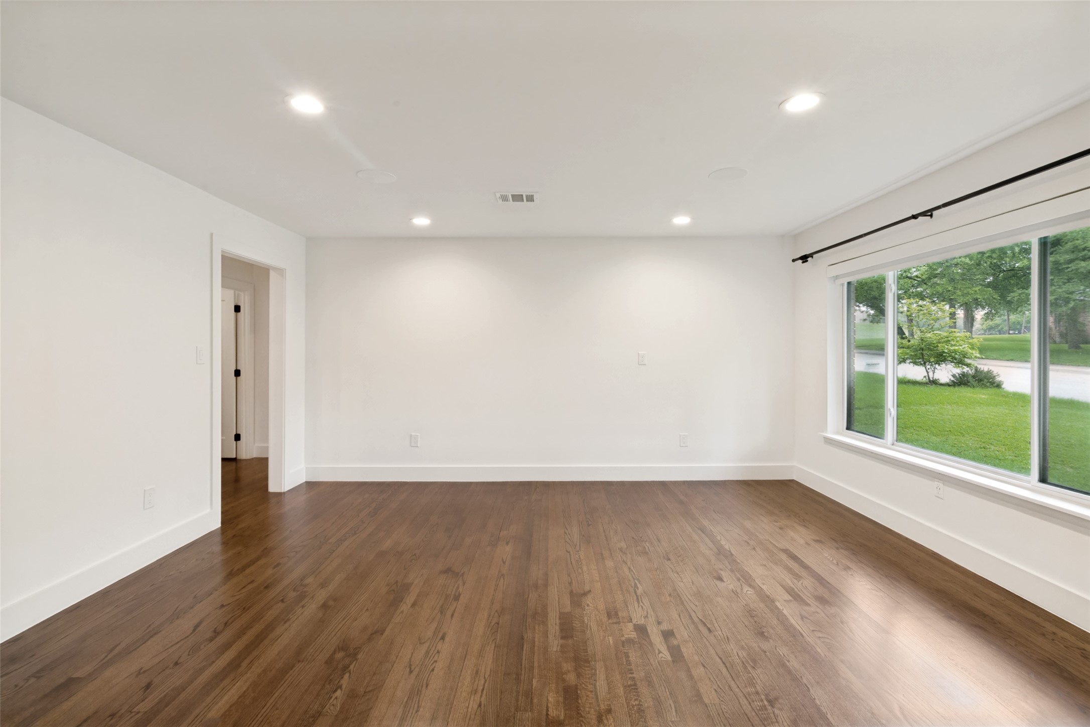 8029 Claremont Drive, Dallas, TX, 75228