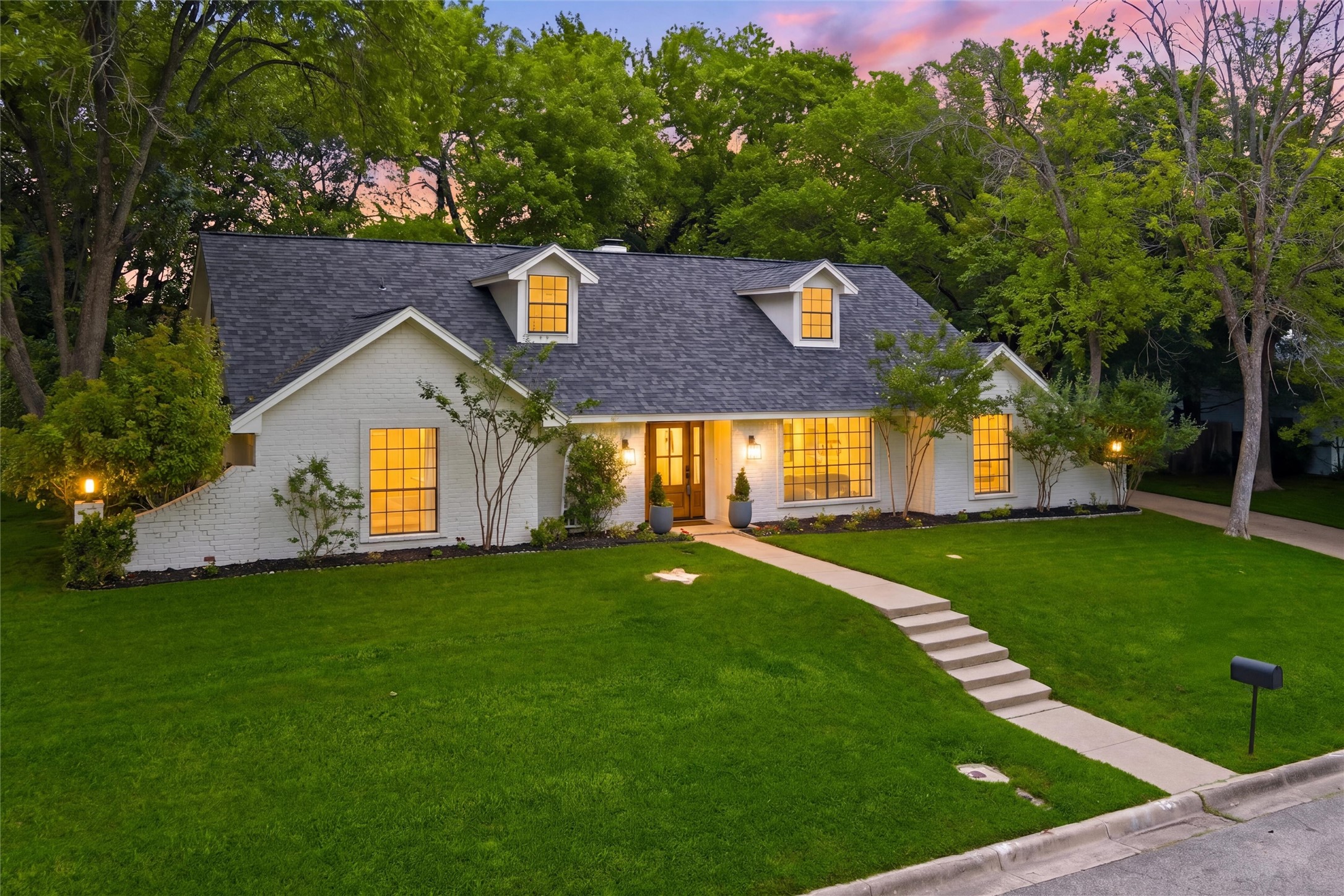 7054 Tamarack Road, Fort Worth, TX, 76116