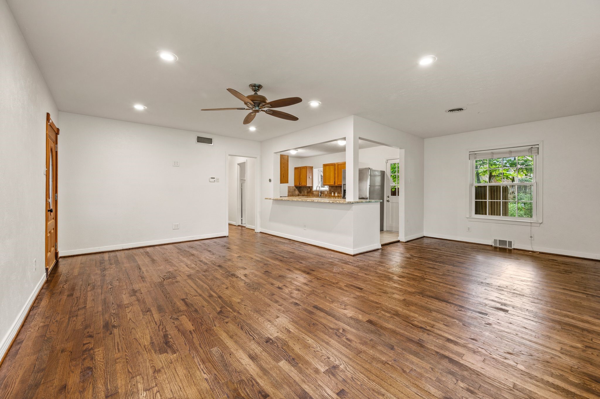 6644 Fisher Road, Dallas, TX, 75214