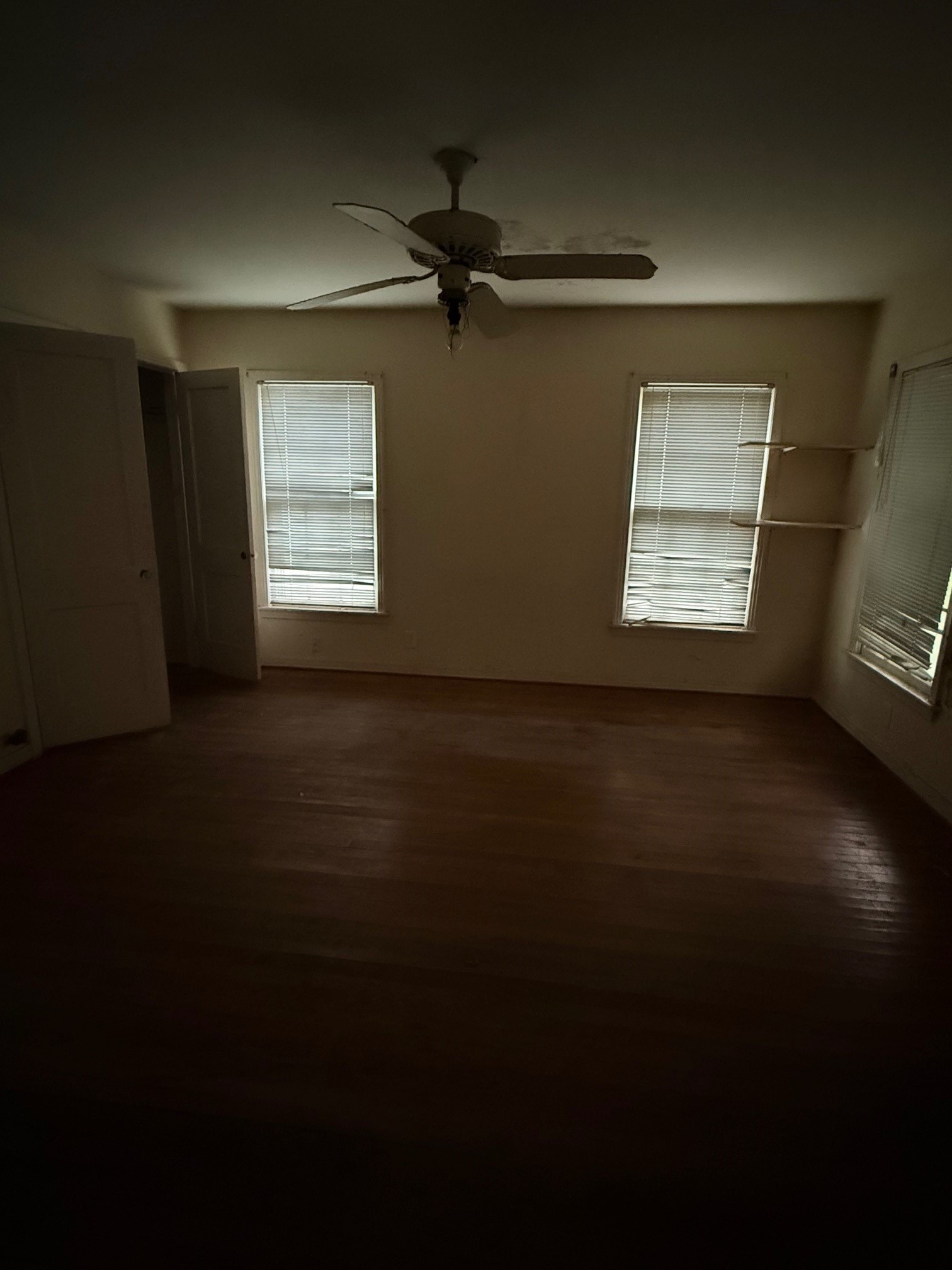 821 Hillburn Drive, Dallas, TX, 75217