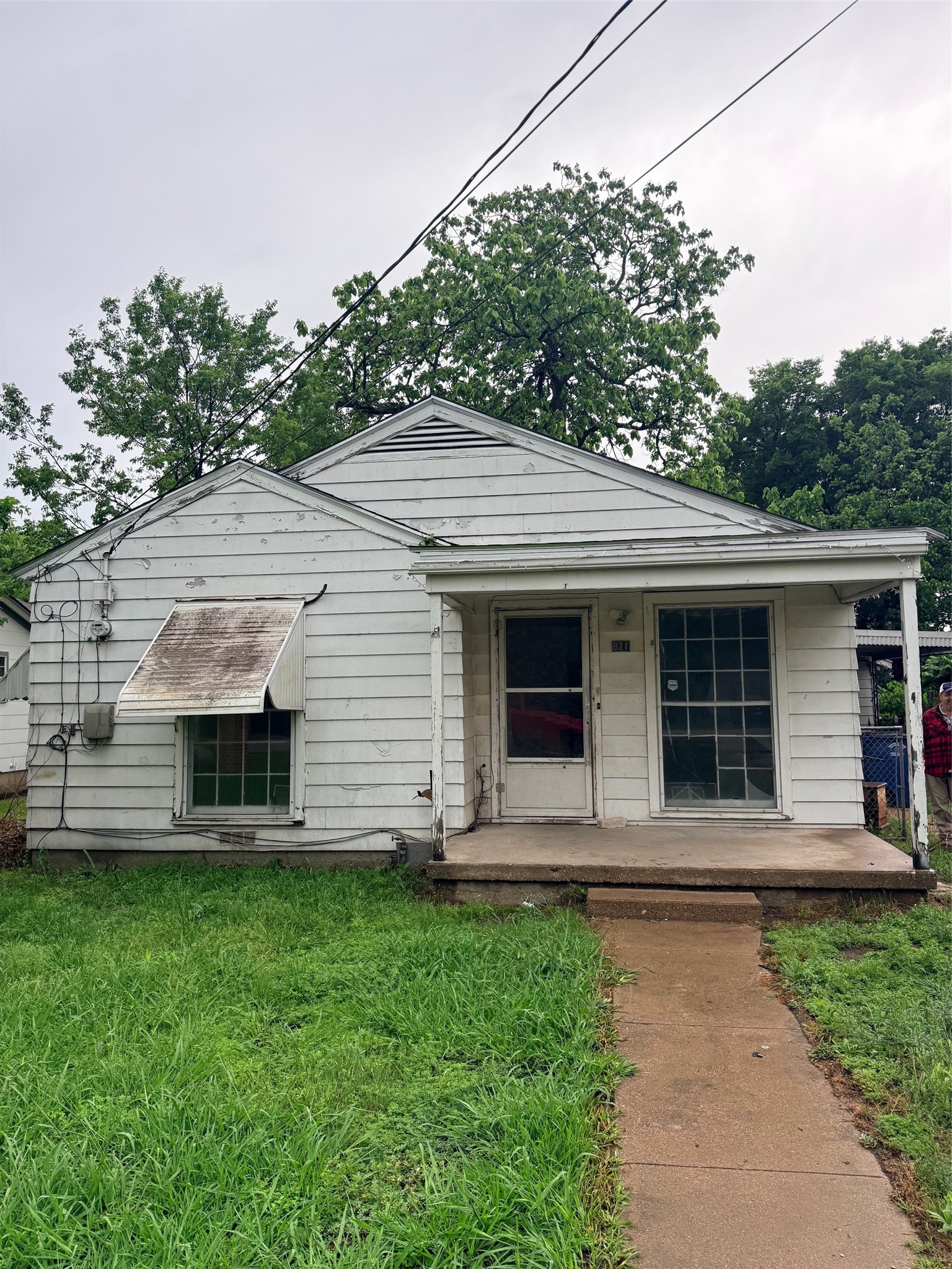821 Hillburn Drive, Dallas, TX, 75217